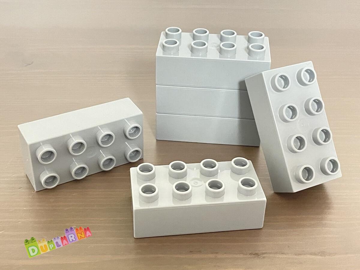 Lego Duplo - kostka / kostky 2x4 světle šedé nové