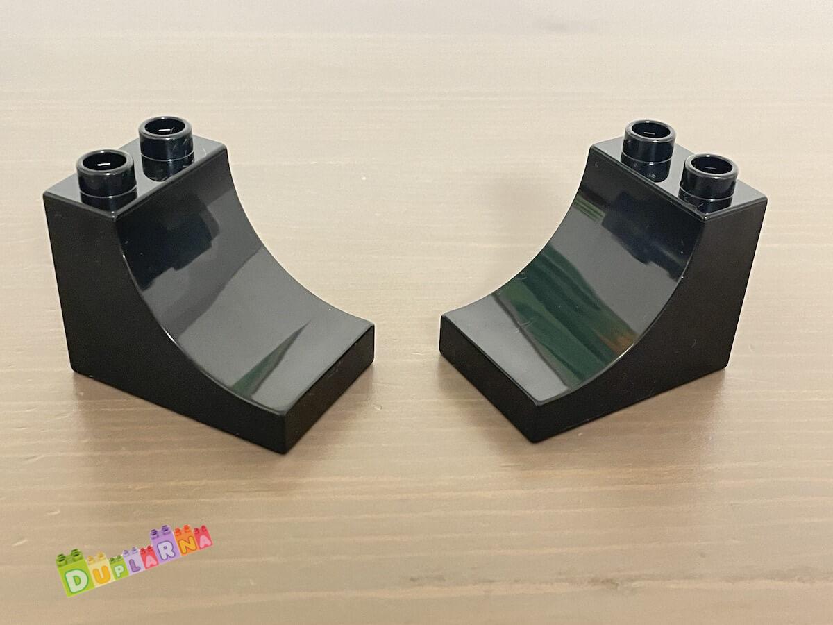 Lego Duplo Kostka 2x4 zkosená černá