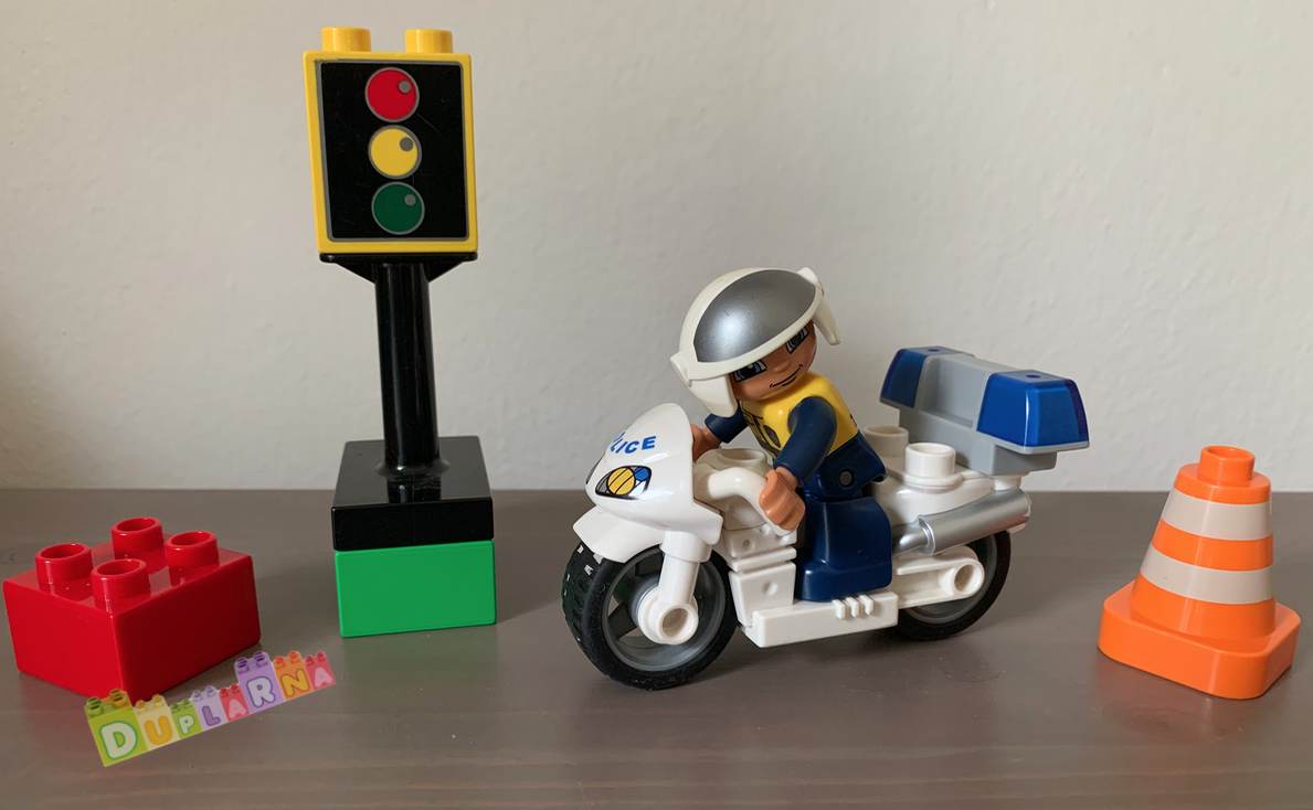 Lego Duplo 2673 - Policejní motorka
