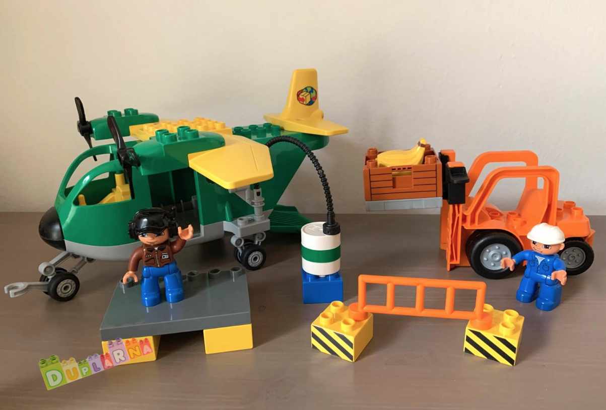 Lego Duplo 5594 - Nákladní letadlo - Letiště