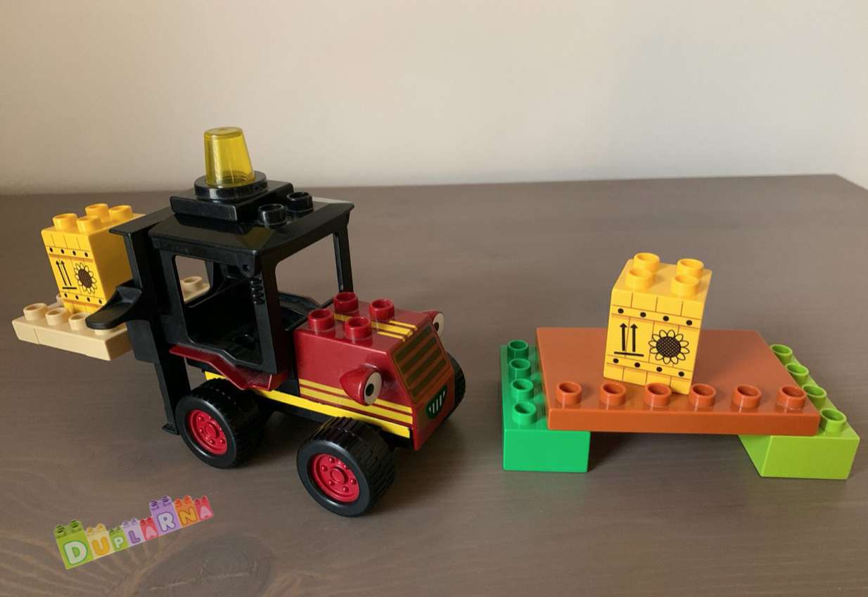 Lego Duplo 3298 - Vysokozdvižný nakladač Sumsy - Bořek stavitel