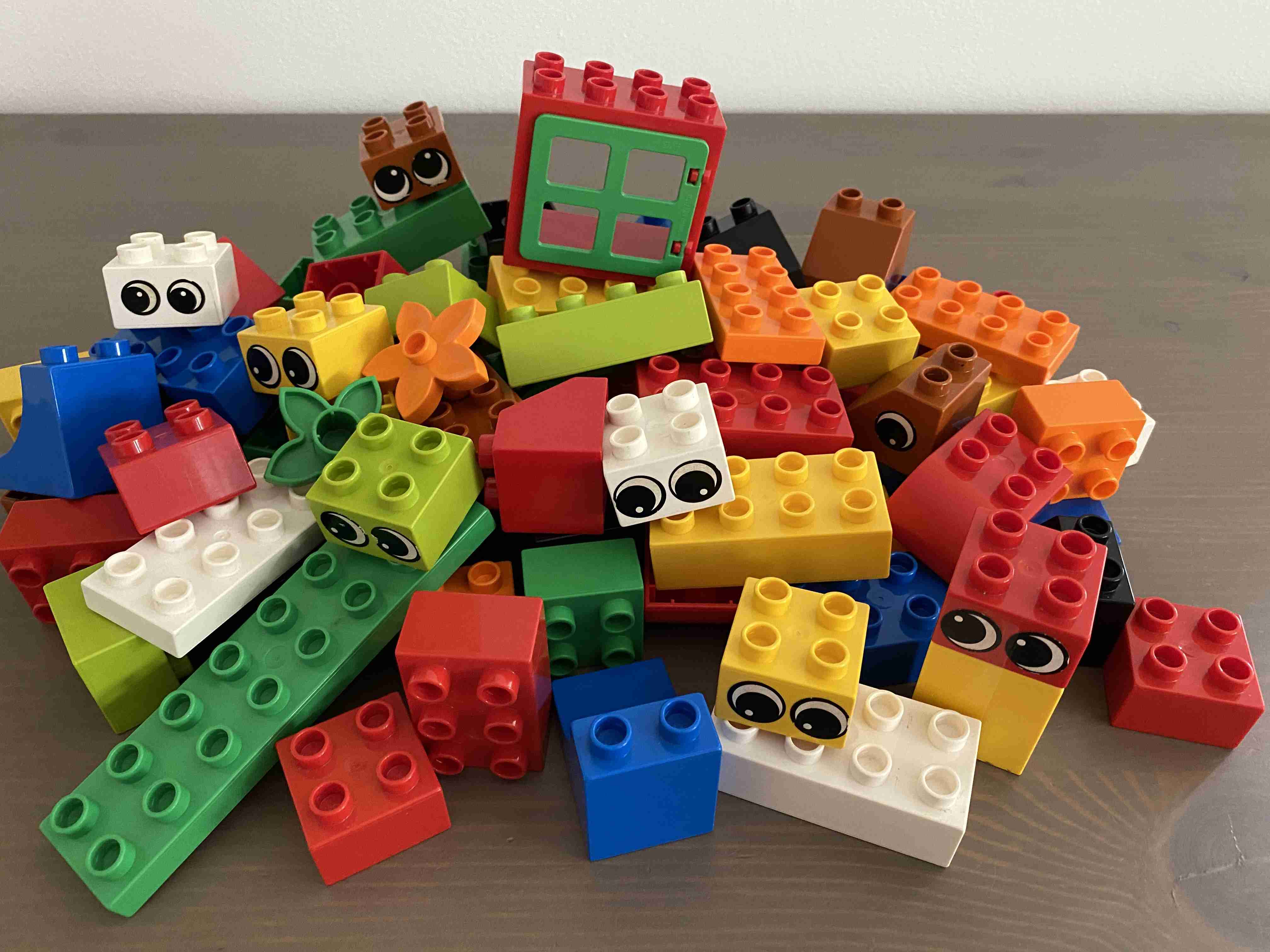 Lego Duplo 5748 - Set kostek 86ks