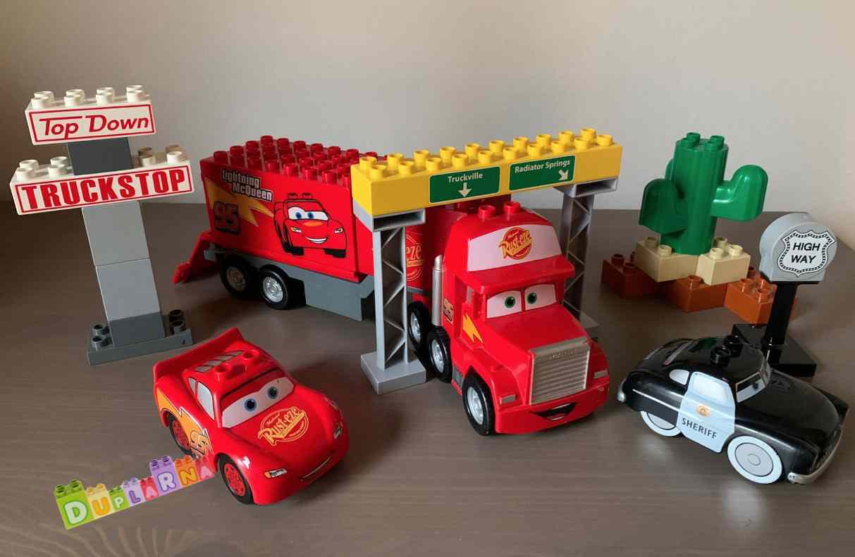 Lego Duplo 5816 - Cars - Mack na cestě / McQueen