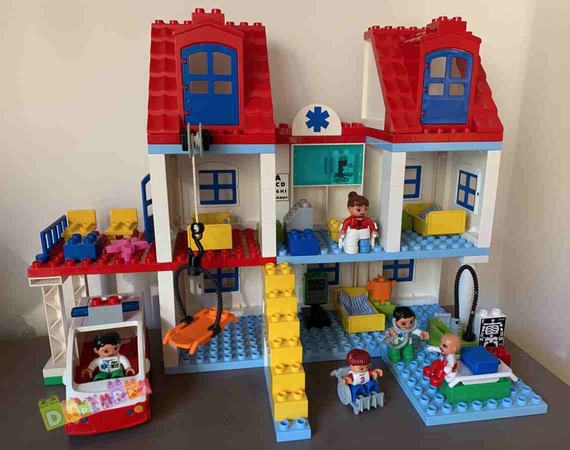 Lego Duplo 5795 - Velká městská nemocnice