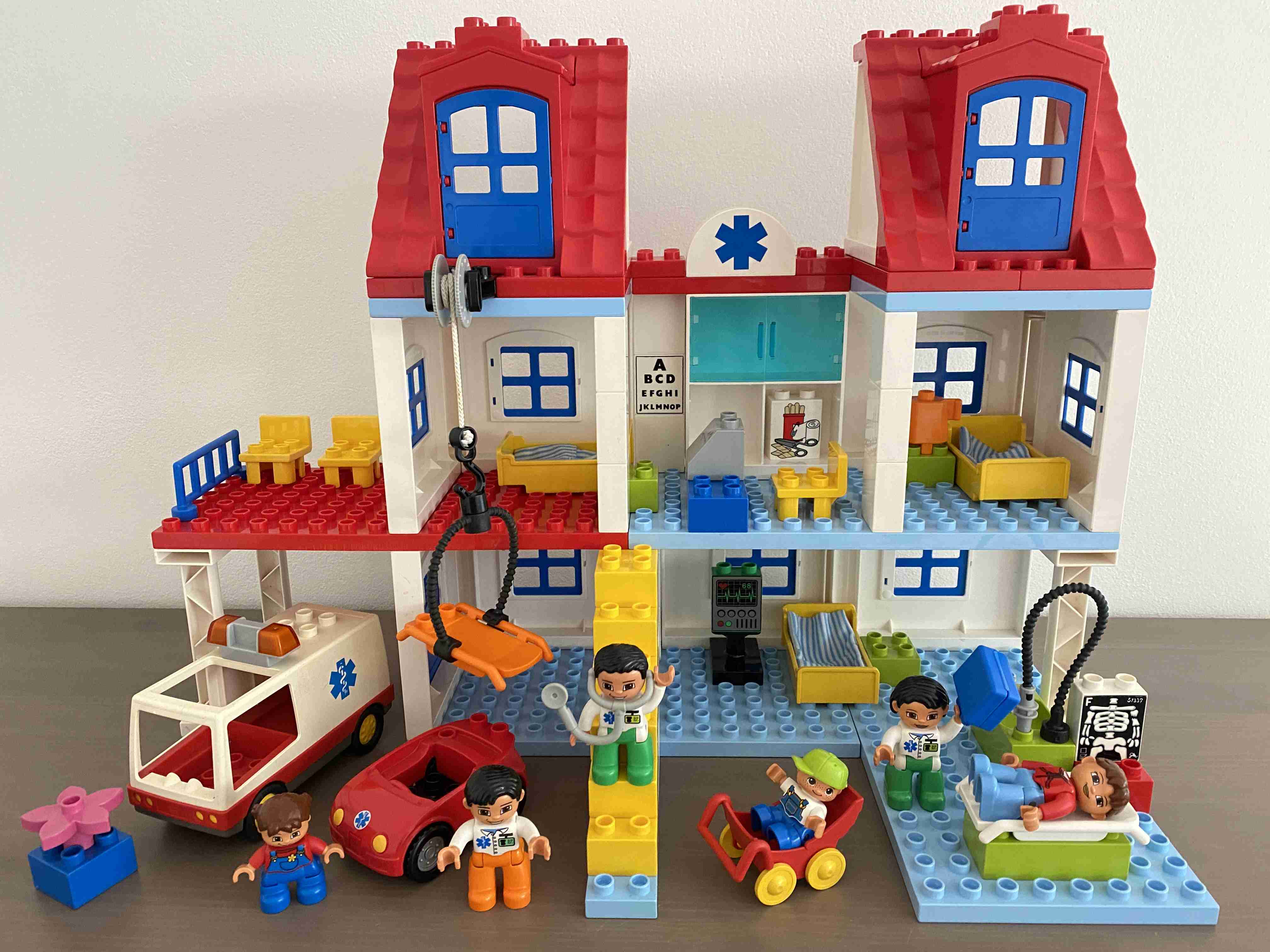 Lego Duplo 5795 - Velká městská nemocnice