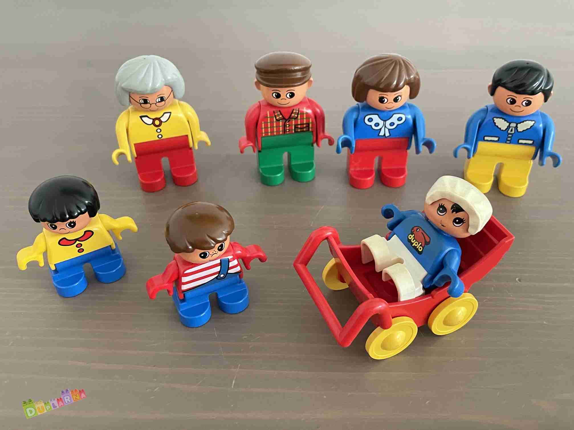 Lego Duplo - Rodinka / Rodina (máma, táta, miminko, kočárek...)