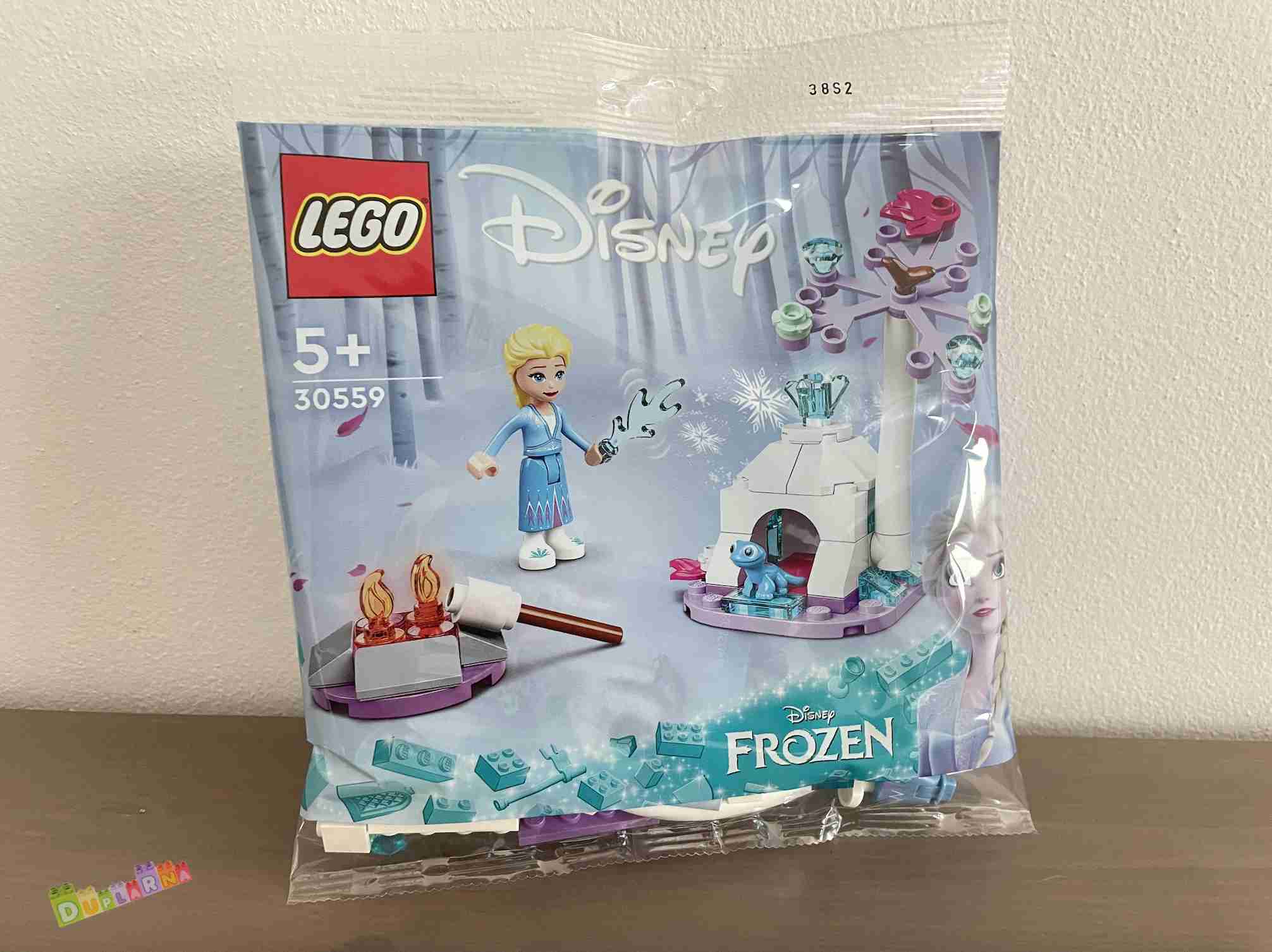 Lego Disney Frozen - 30559 Elsa a Bruni lesní kemp
