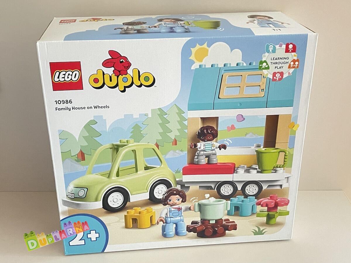 Lego Duplo 10986 - Pojízdný rodinný dům / karavan