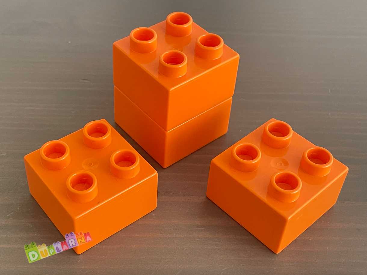 Lego Duplo - Kostka / kostky 2x2 oranžová