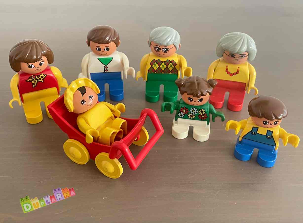 Lego Duplo - Rodinka / Rodina (máma, táta, miminko, kočárek...)
