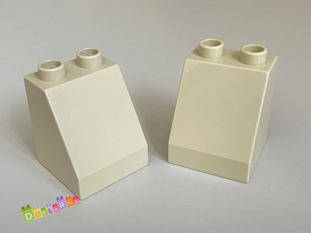 Lego Duplo Kostka 2x2x2 zkosená béžová vysoká