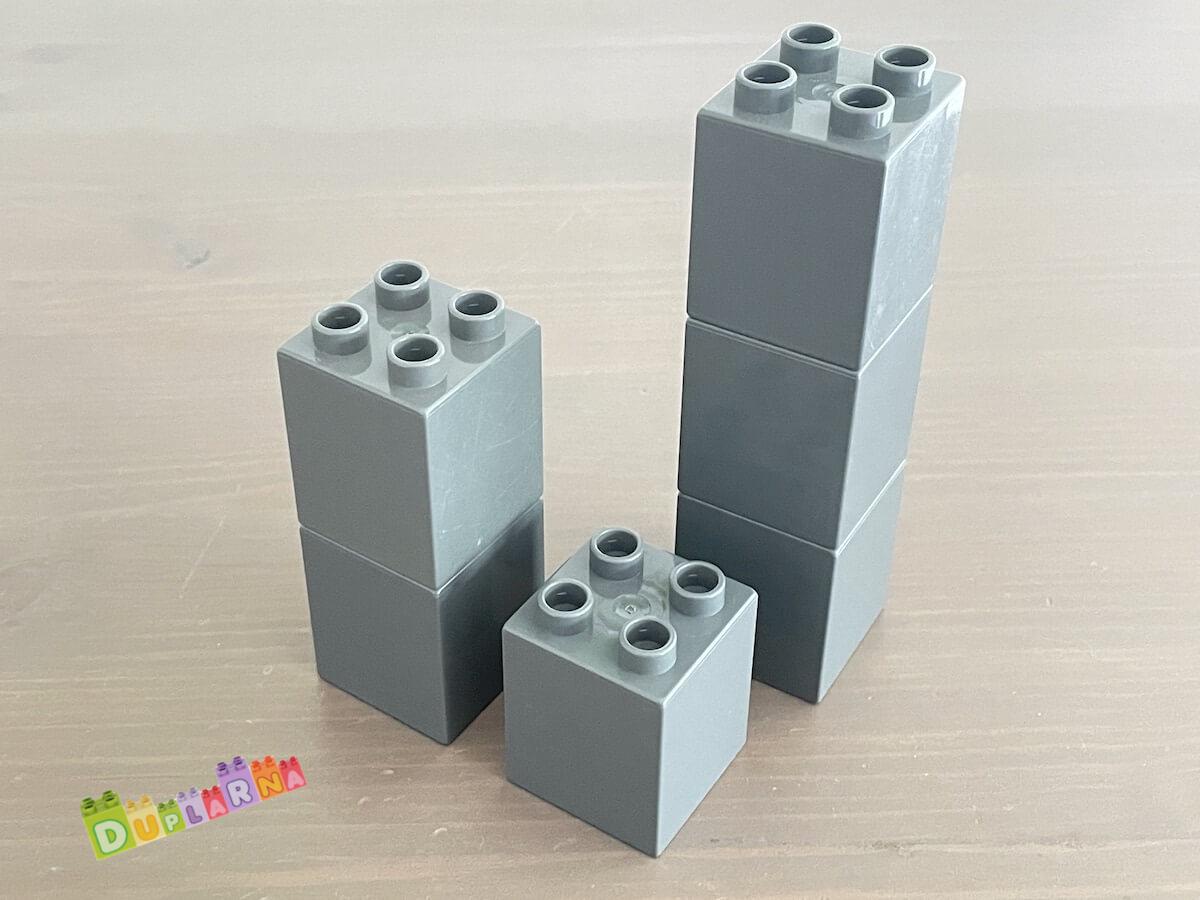 Lego Duplo - Kostka / kostky 2x2x2 šedá