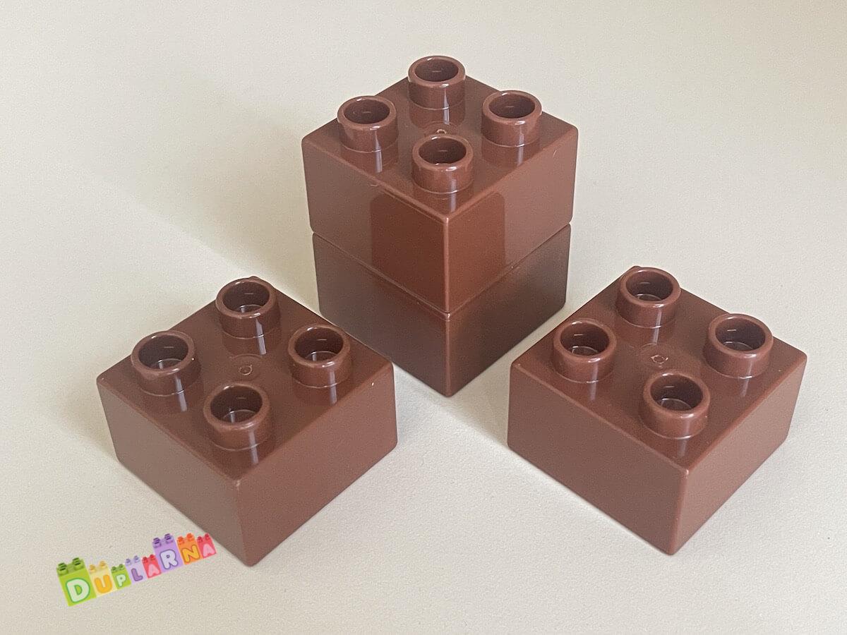 Lego Duplo - Kostka / kostky 2x2 tmavě hnědé