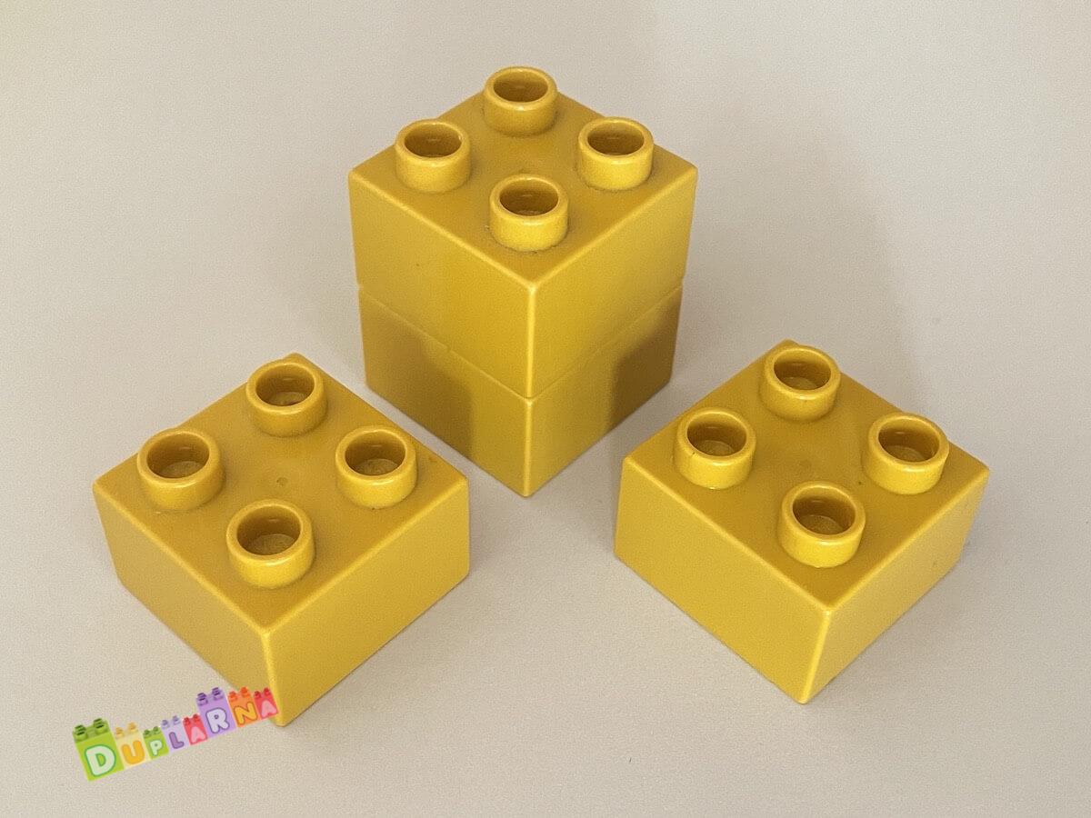 Lego Duplo - Kostka / kostky 2x2 tmavě žlutá - gold