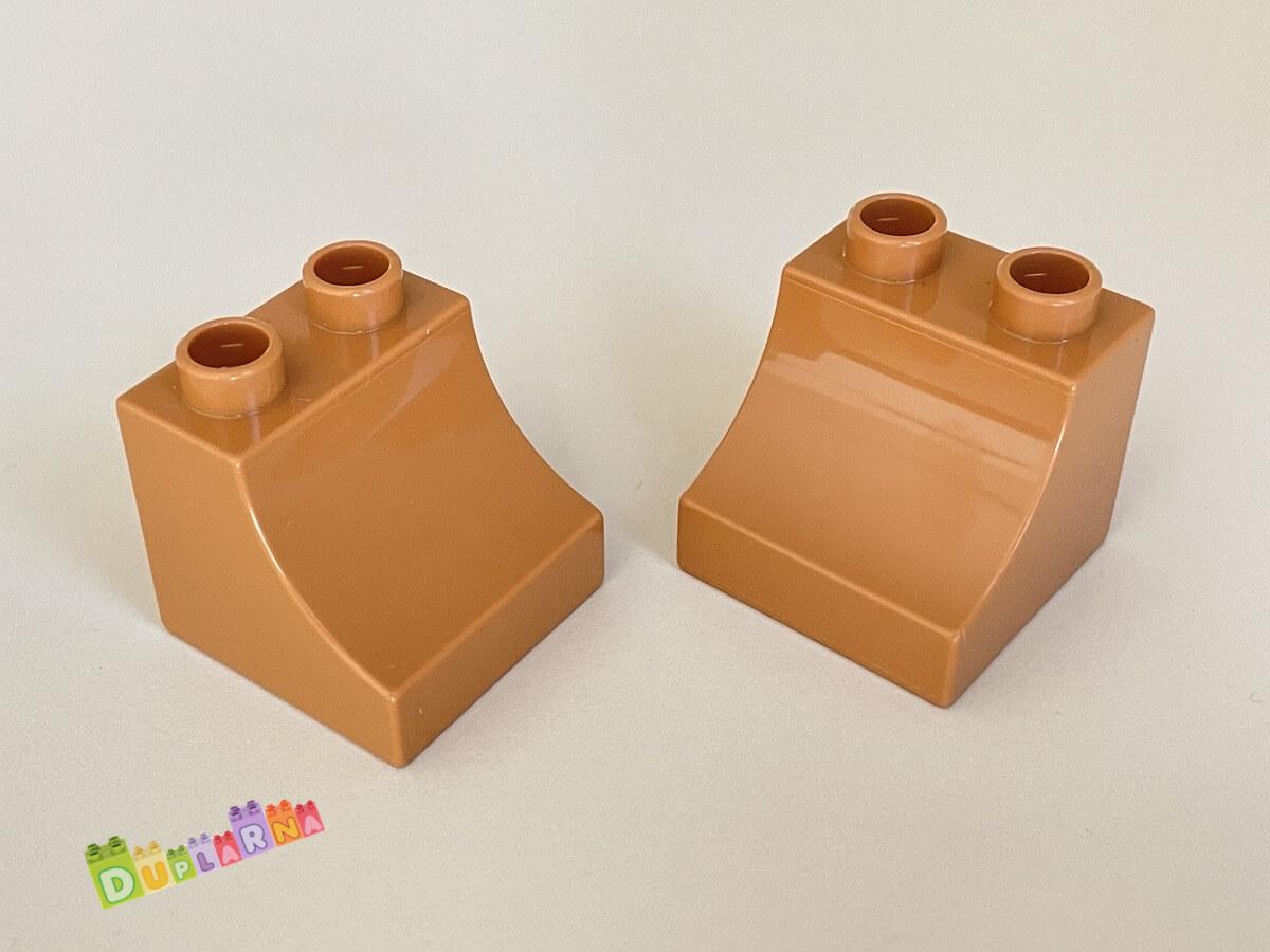 Lego Duplo Kostka 2x2 zkosená světle hnědá