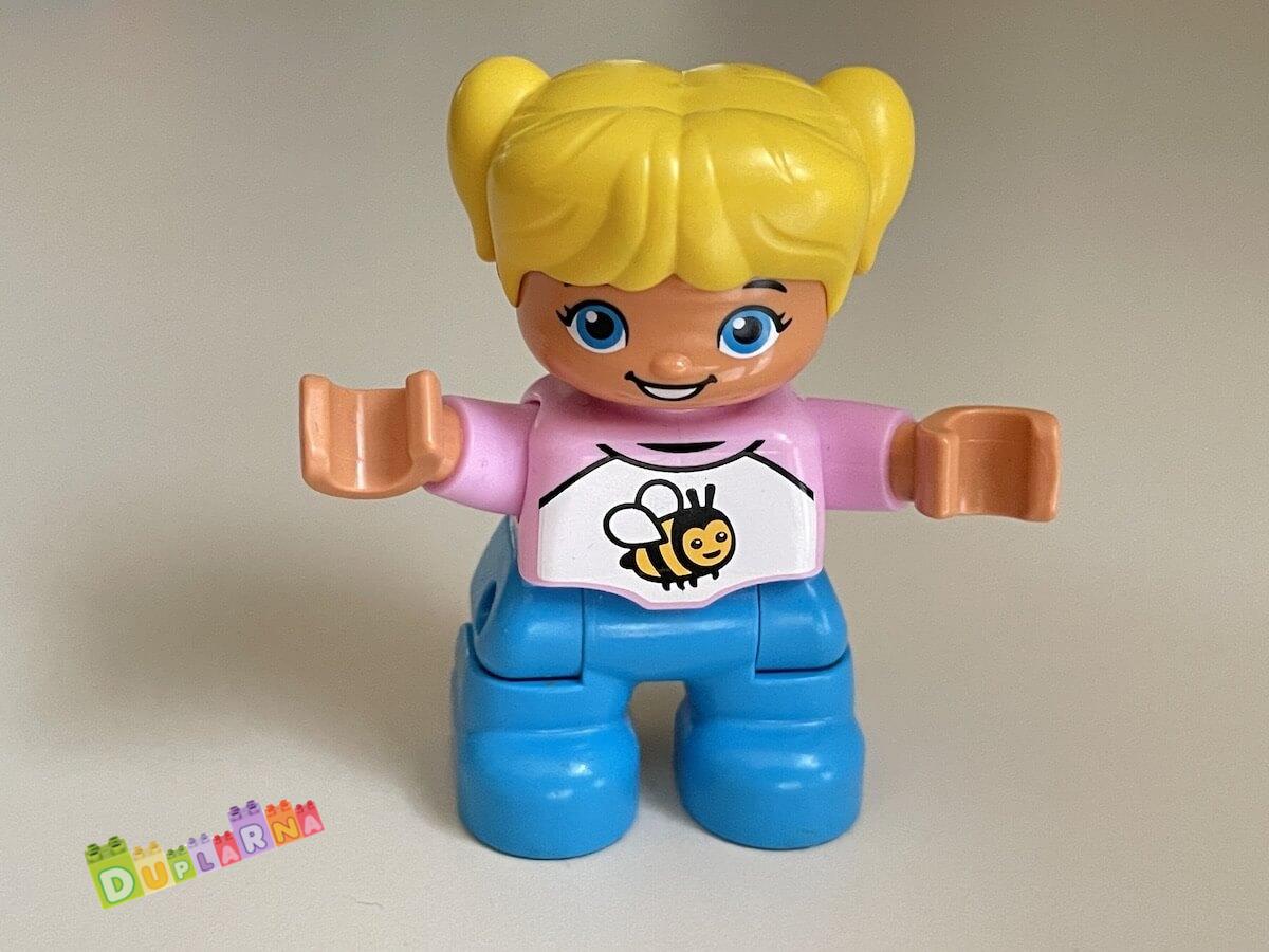 Lego Duplo Dítě - holčička blonďatá / včelka