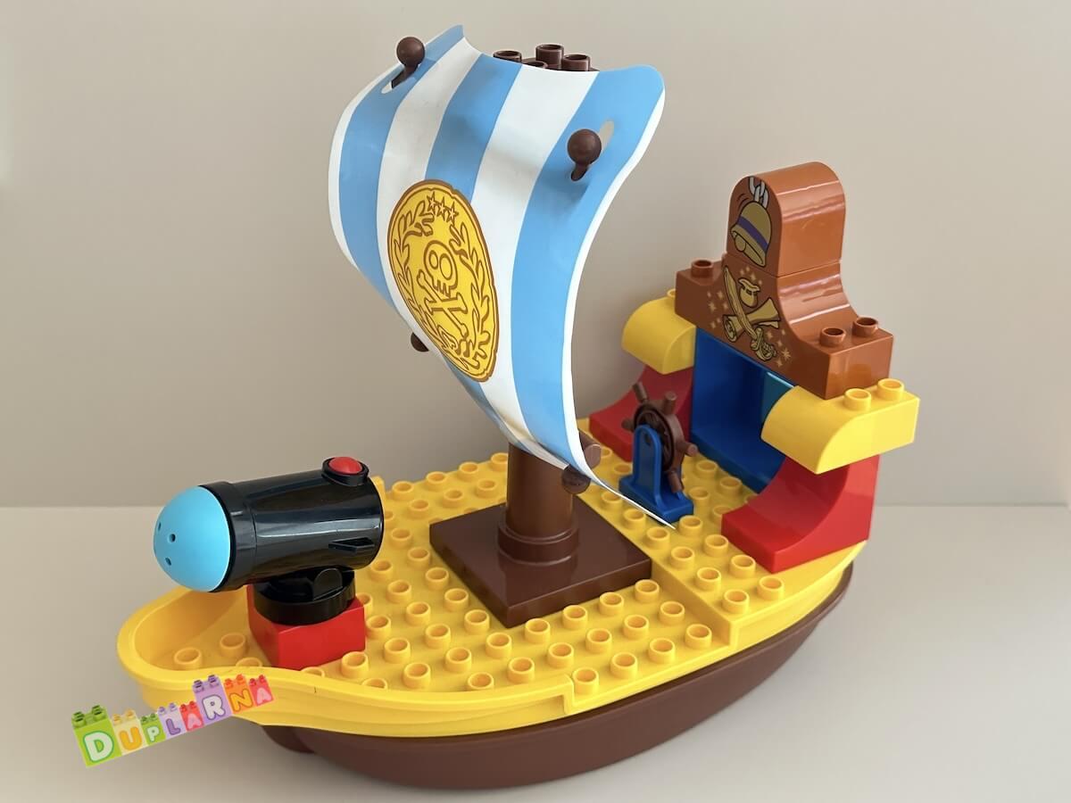 Lego Duplo - Jakeova Pirátská Loď Bucky