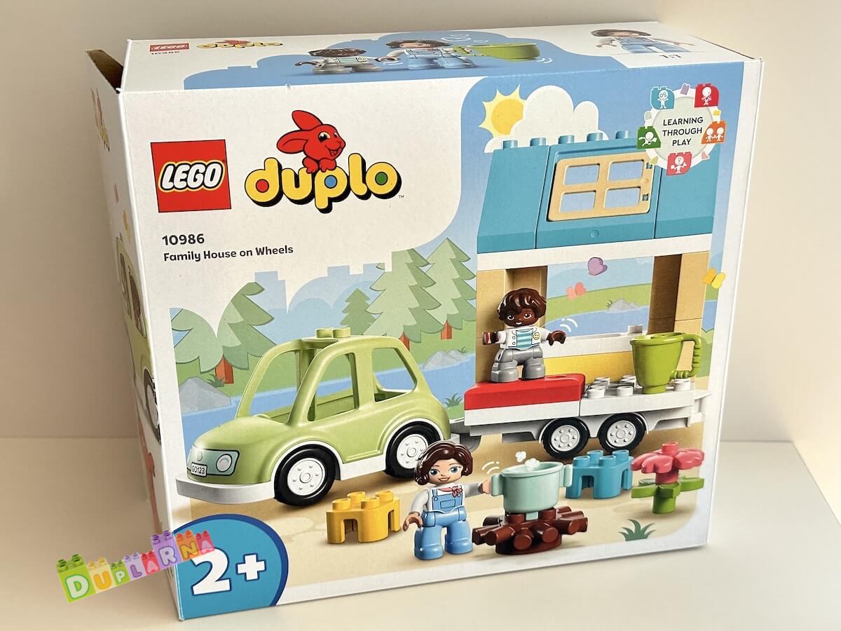 Lego Duplo 10986 - Pojízdný rodinný dům / karavan