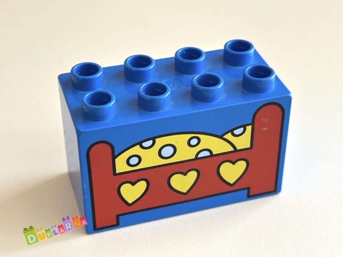 Lego Duplo - Kostka 2x4x2 s potiskem - postel s peřinou