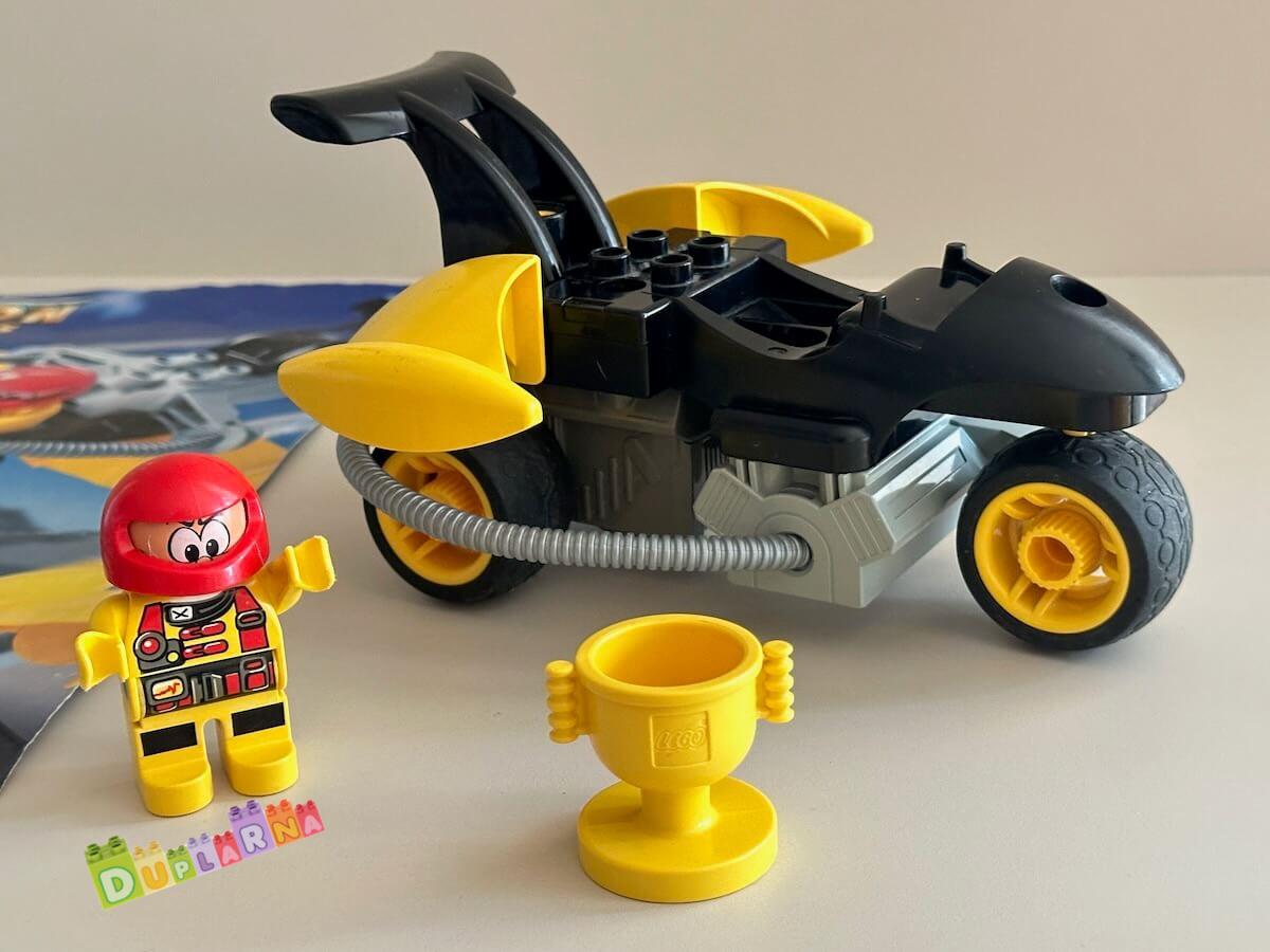 Lego Duplo 2947 - Action Speedbike / Motorka - TOOLO na setrvačník