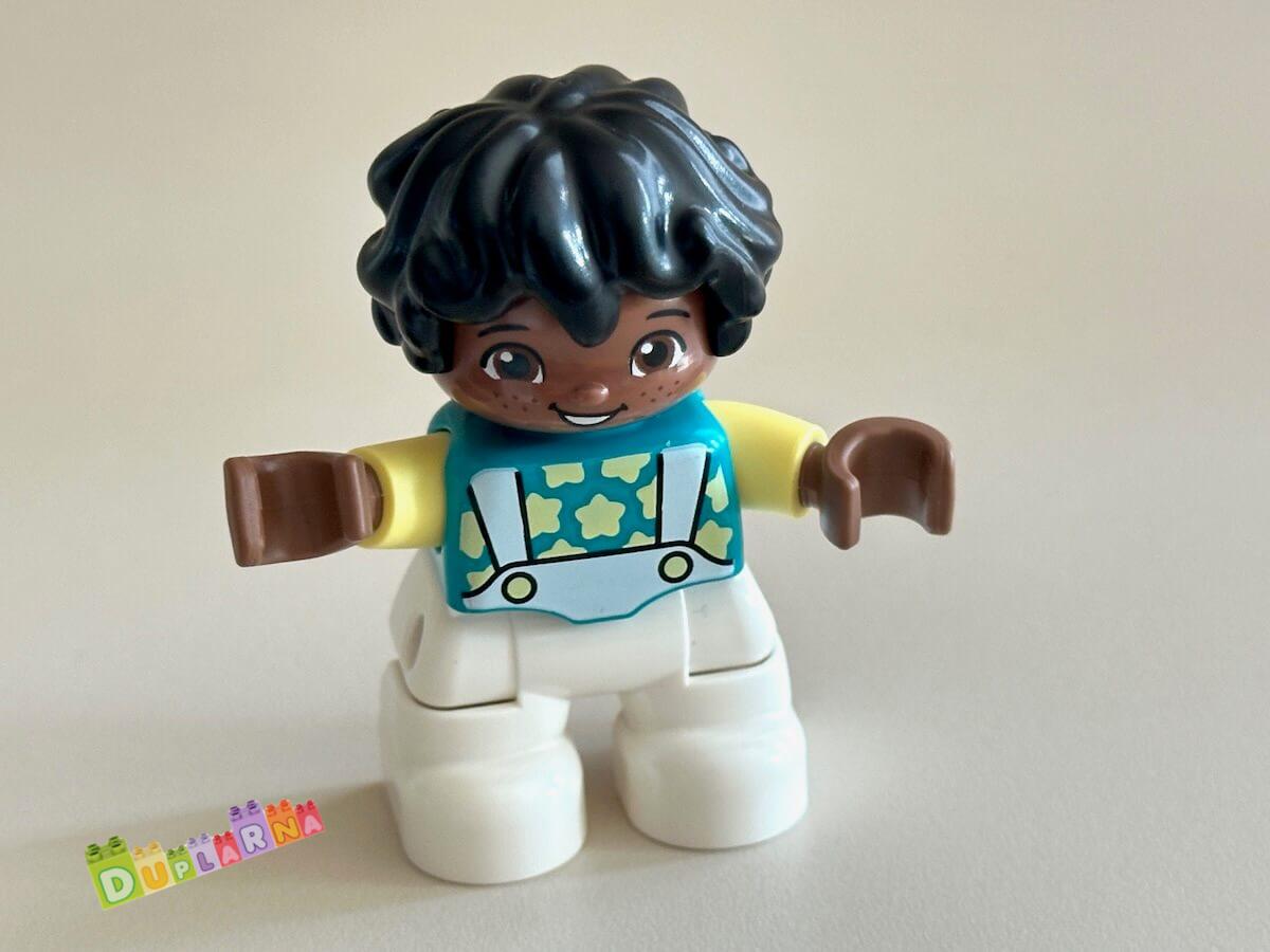 Lego Duplo Dítě - kluk černovlasý