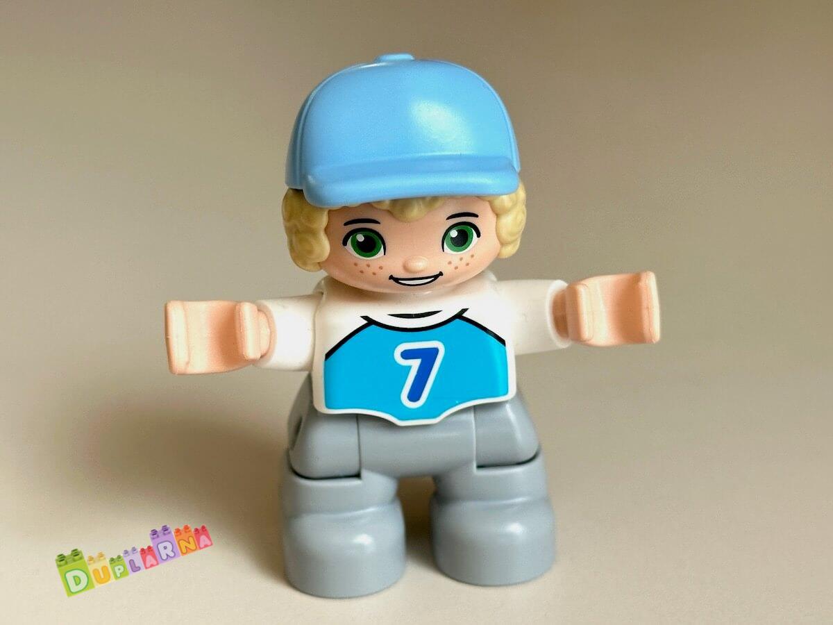 Lego Duplo Dítě - kluk se modrou čepicí
