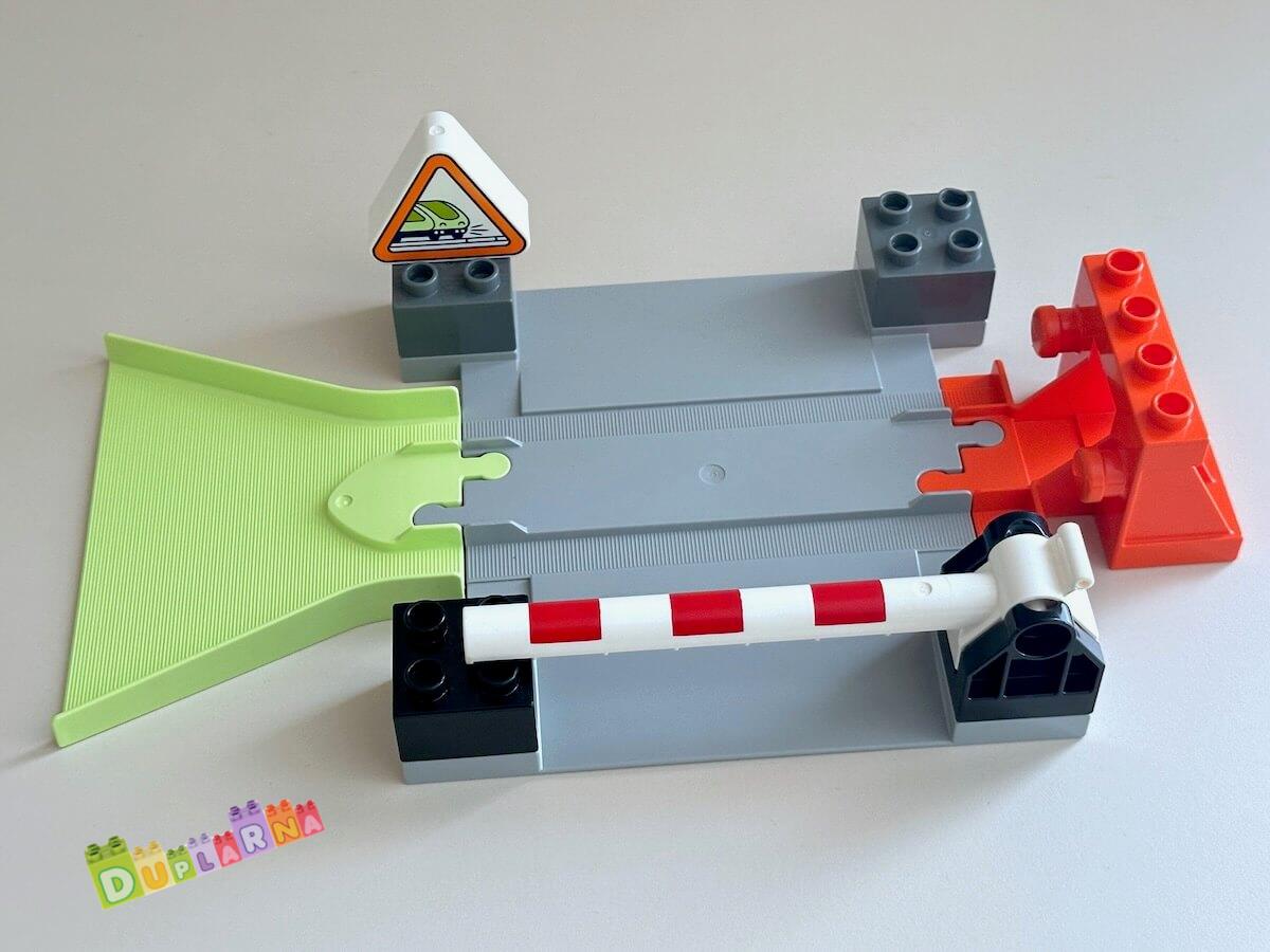 Lego Duplo koleje - přejezd + koncová kolej + nájezd
