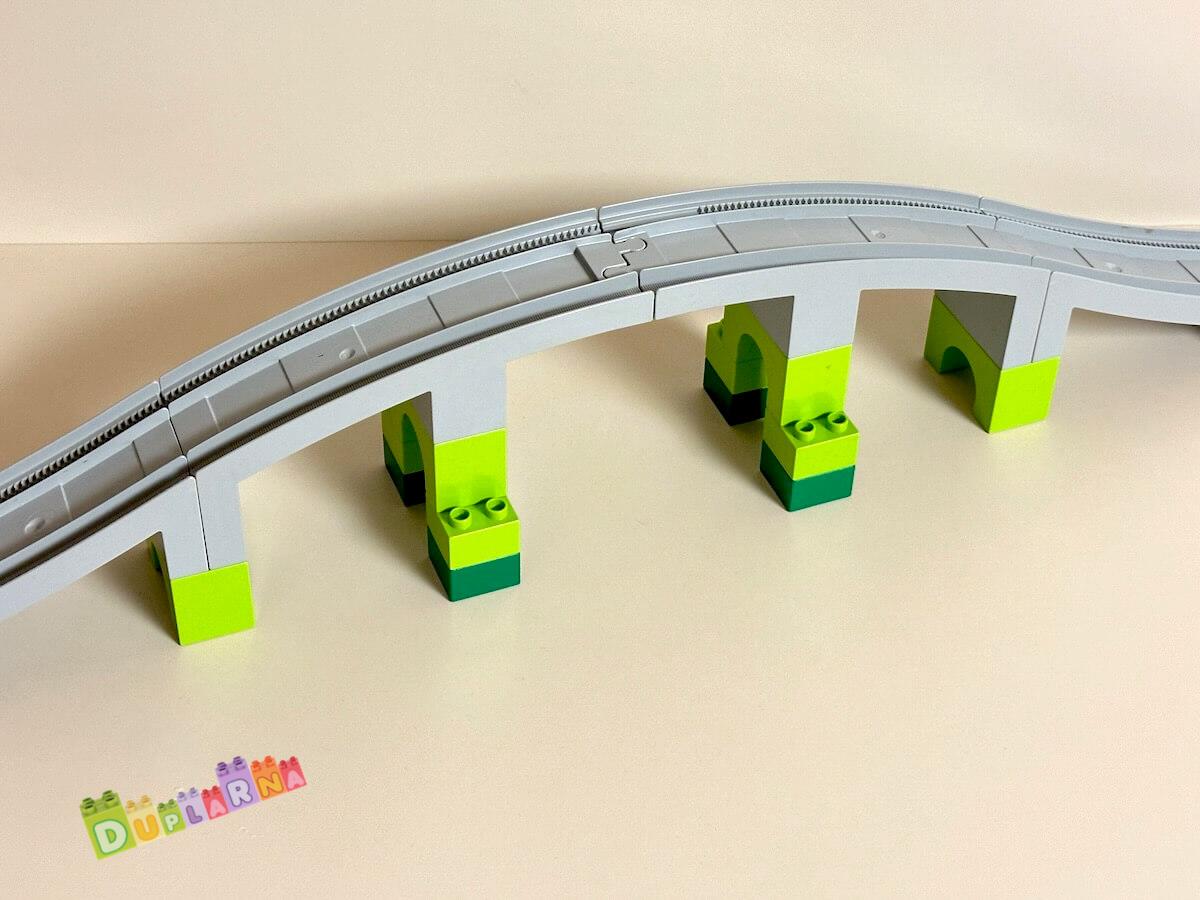 Lego Duplo Most světle šedý