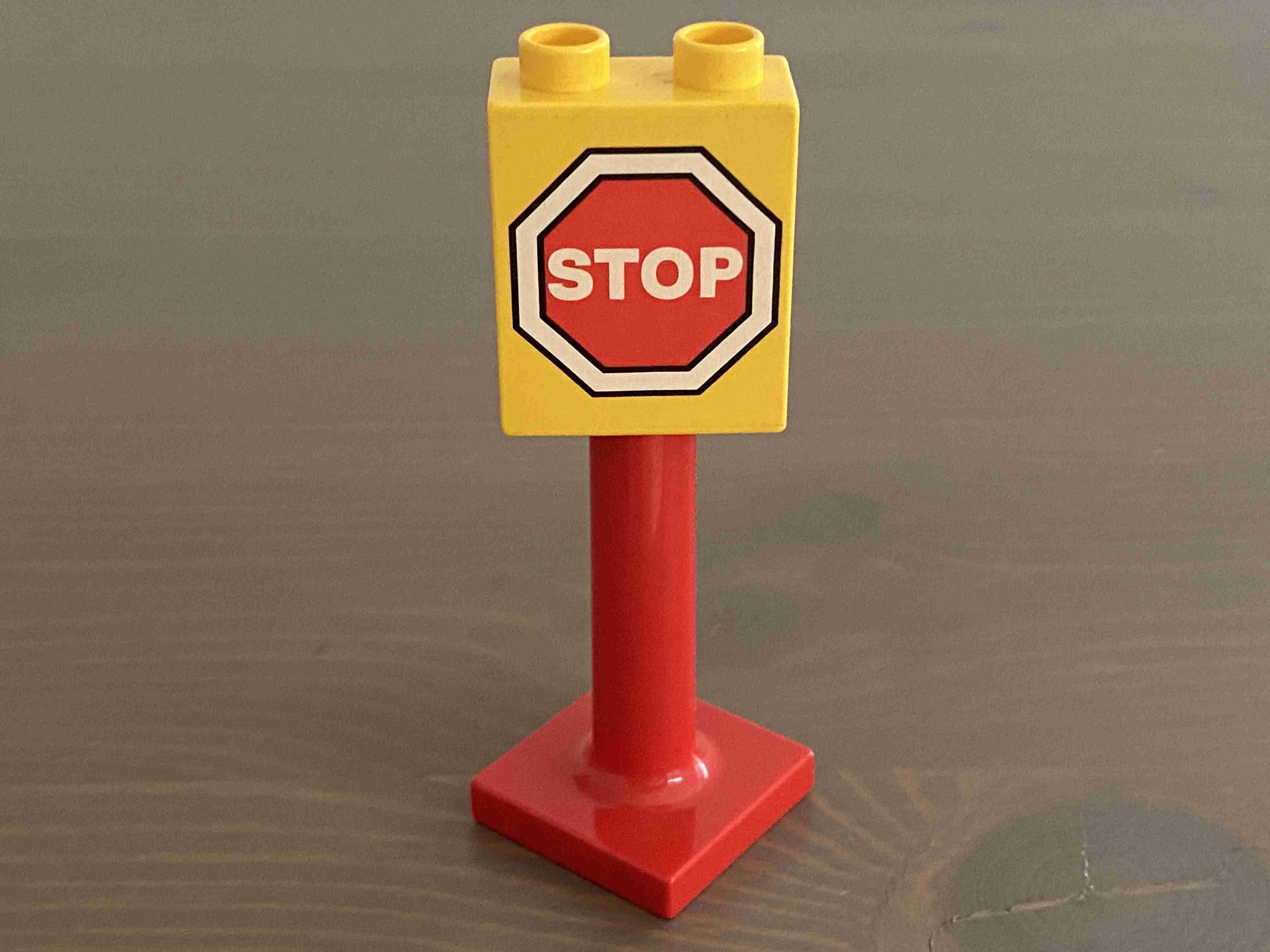 Lego Duplo Dopravní značka - STOP