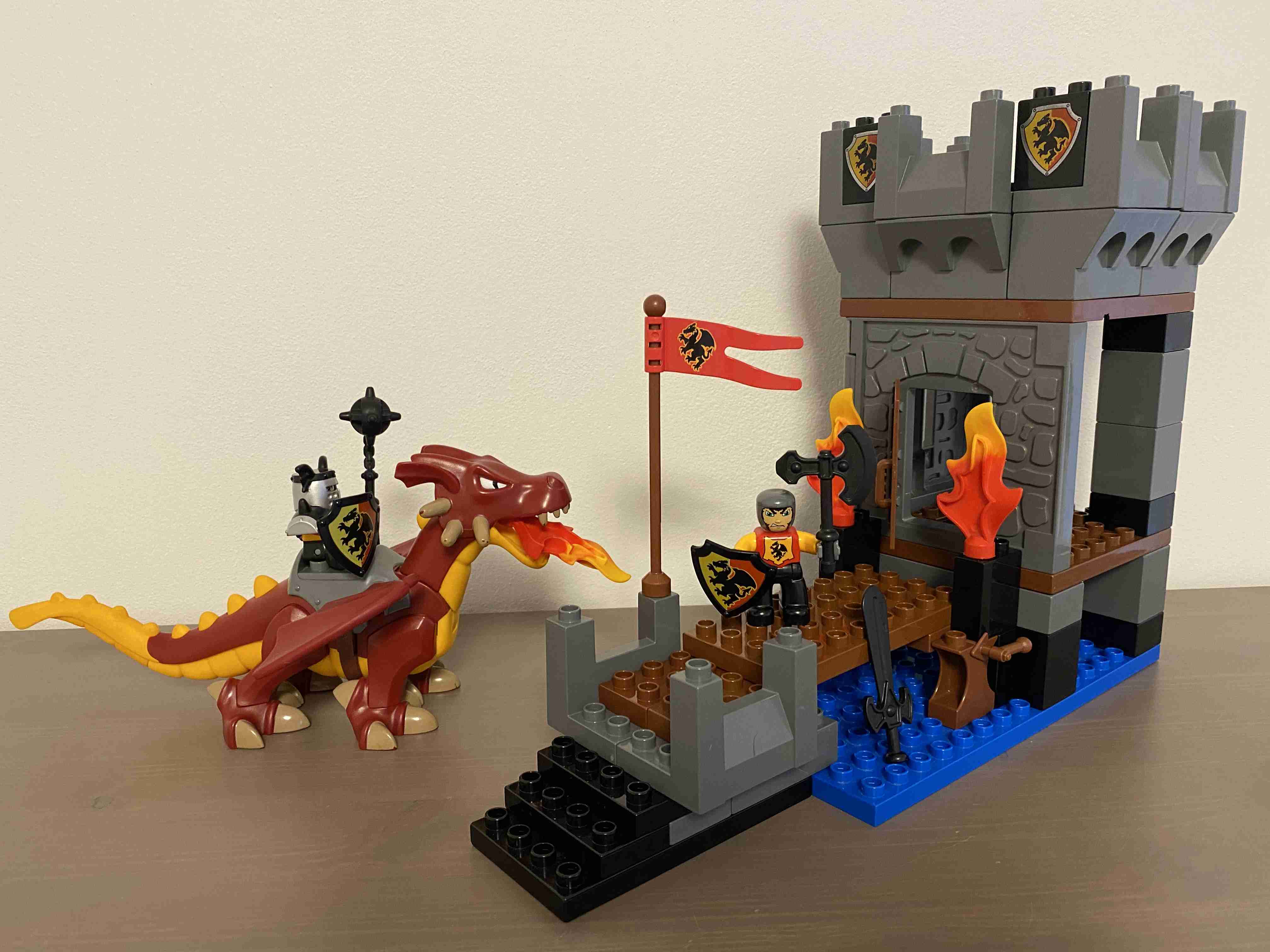 Lego Duplo 4776 Dračí věž - hrad s velkým drakem