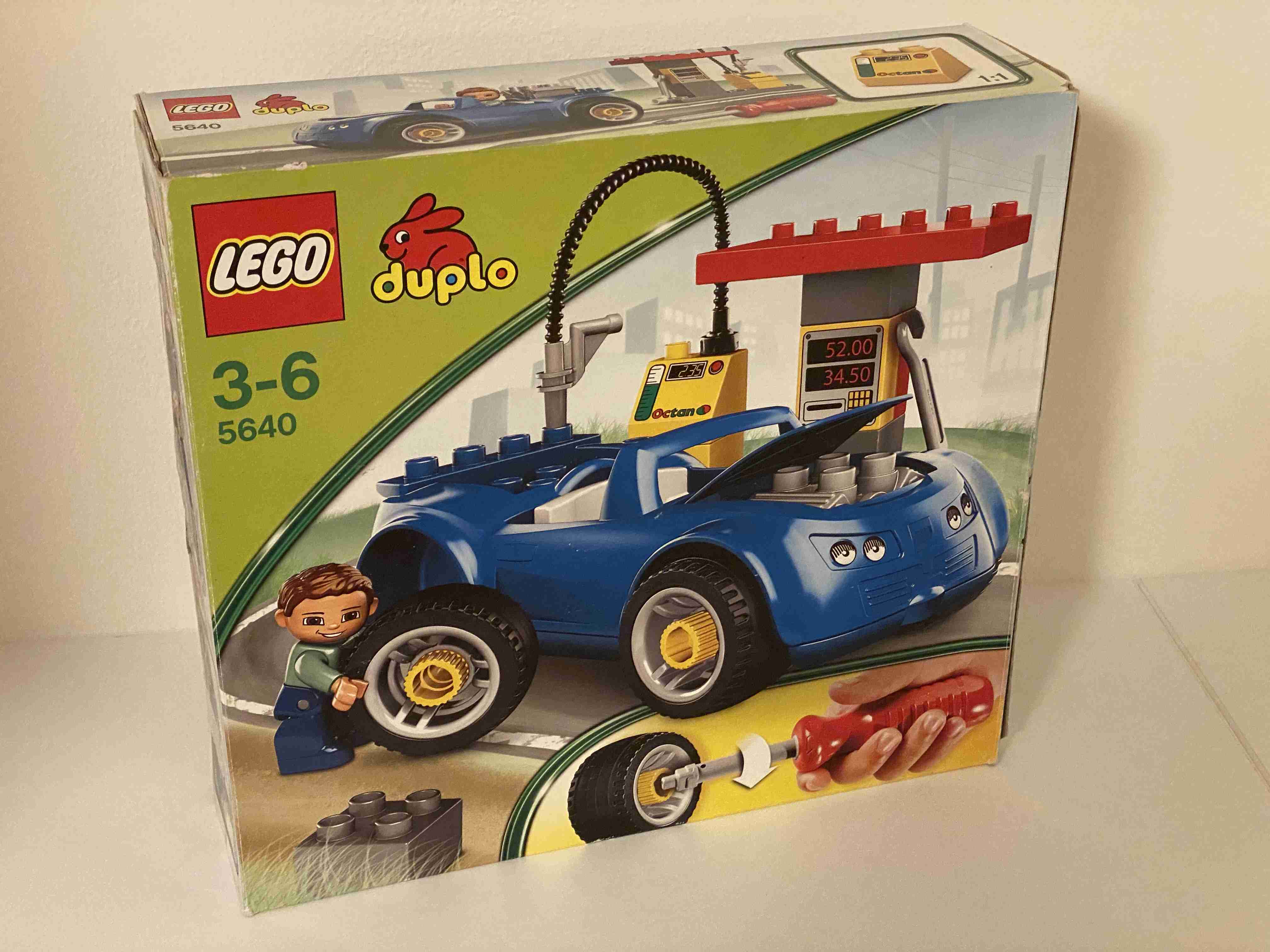 Lego Duplo 5640 - Benzínová stanice - TOOLO šroubovací