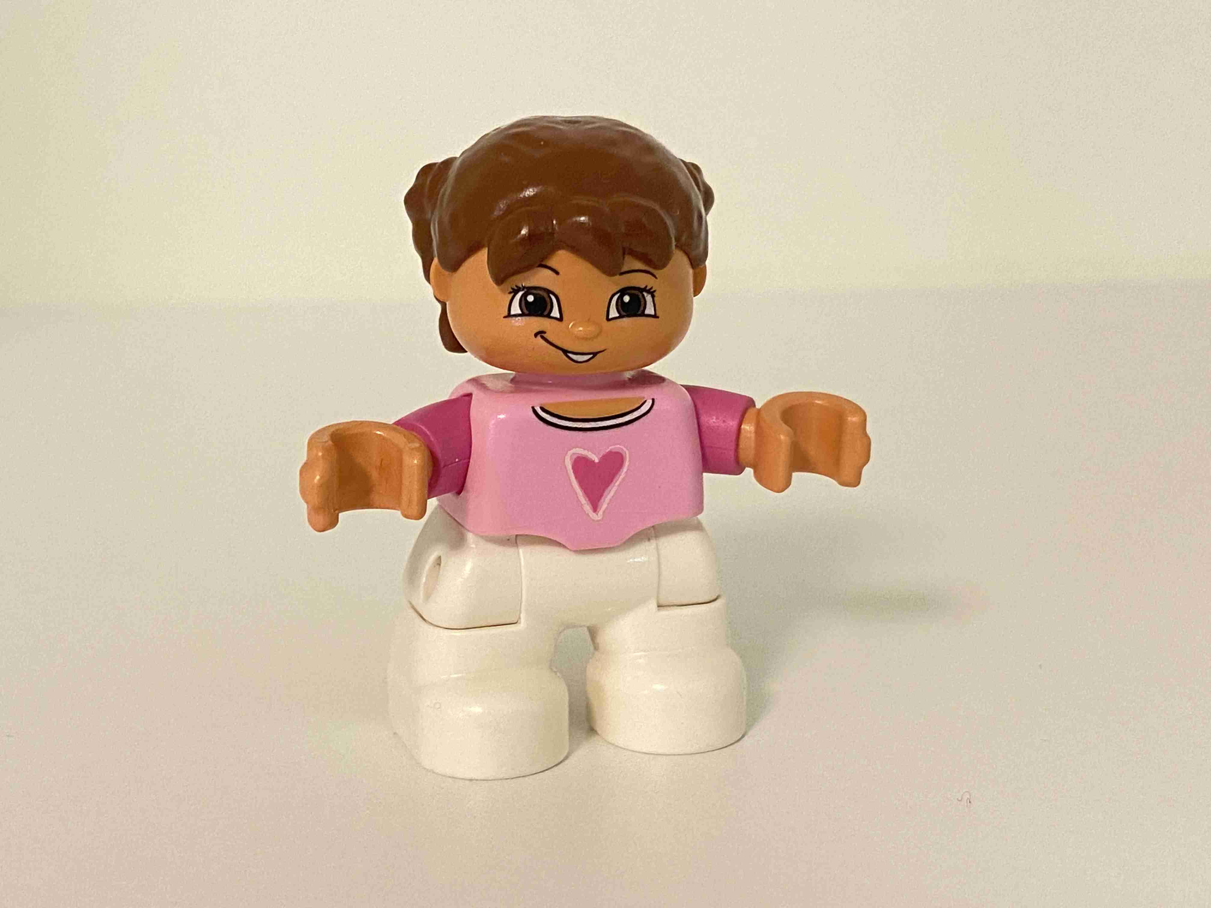 Lego Duplo Dítě - holčička se srdíčkem