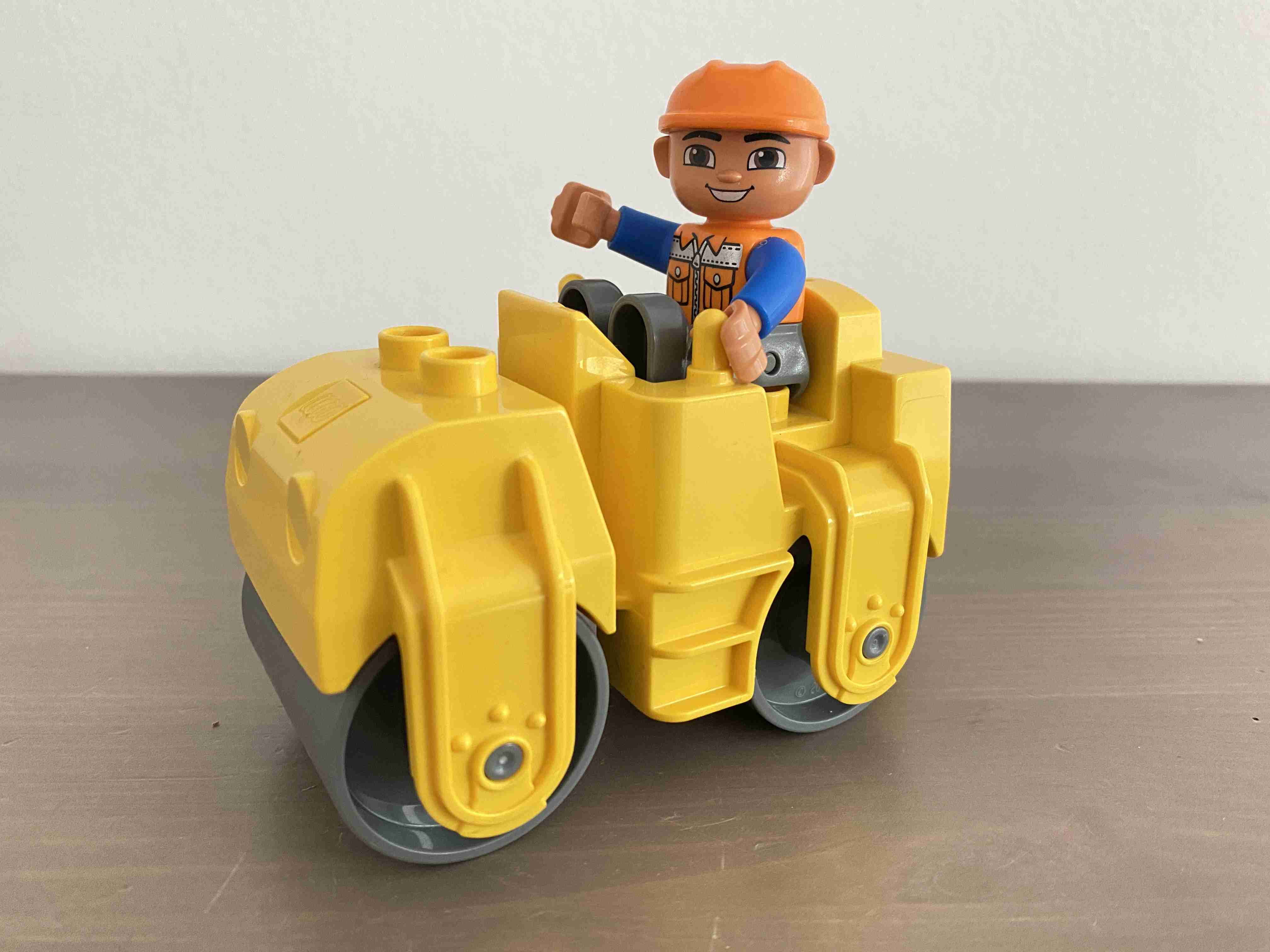 Lego Duplo - Parní válec