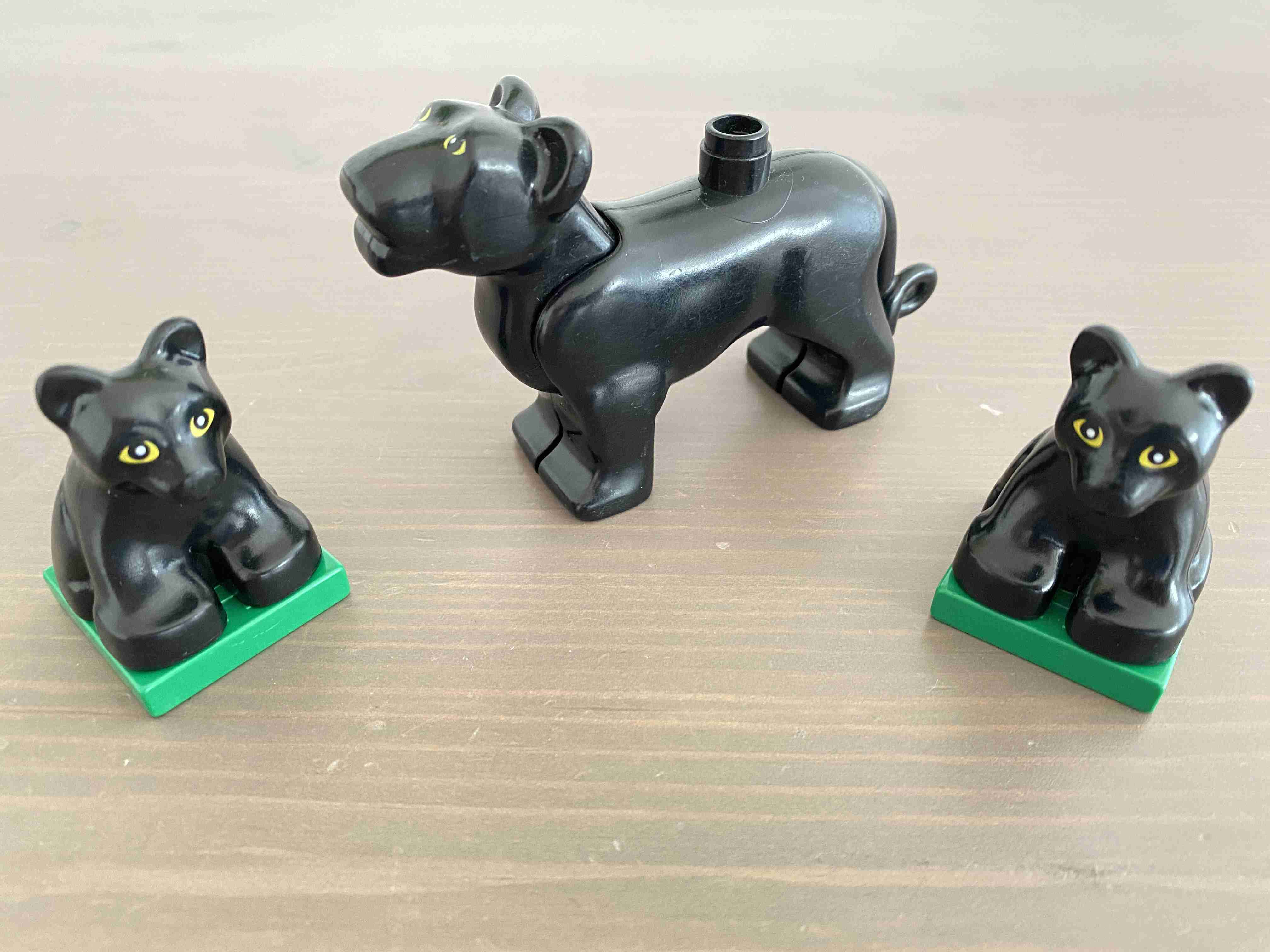 Lego Duplo Černý panter / puma rodinka