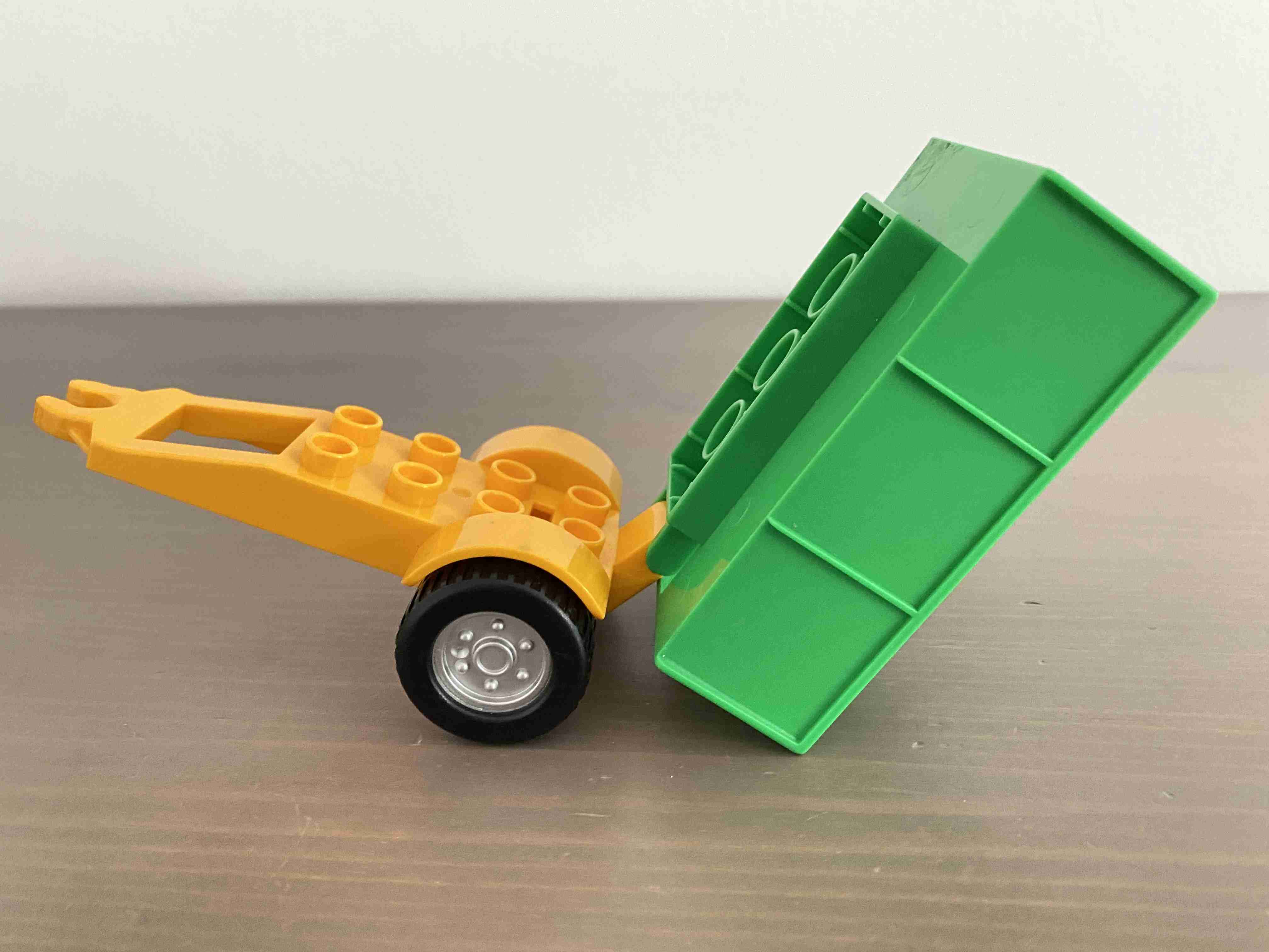 Lego Duplo zelená vlečka za traktor - valník, vozík