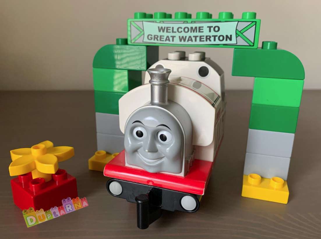 Lego Duplo 5545 - Mašinka Tomáš - Stanley ve městě Great Waterton