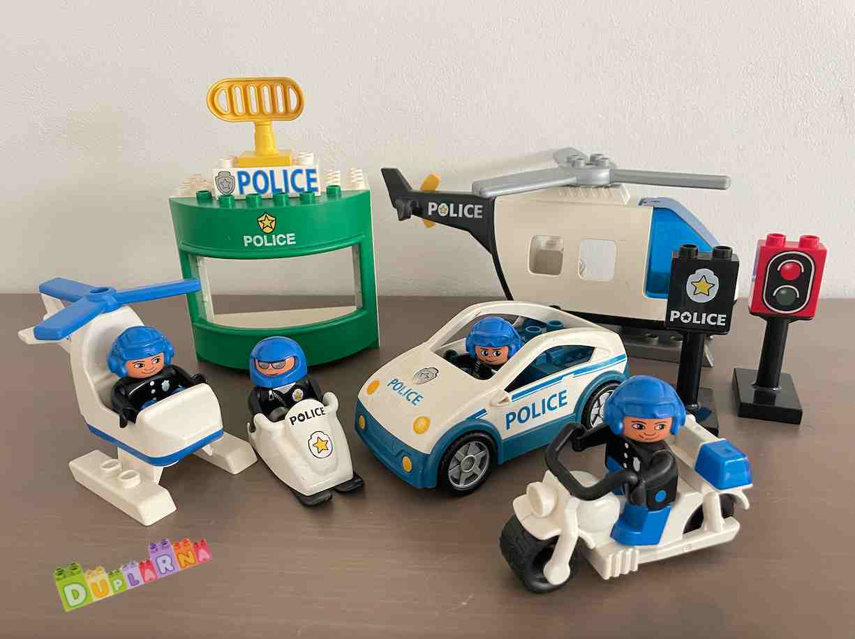 Lego Duplo - Policejní stanice / Policie