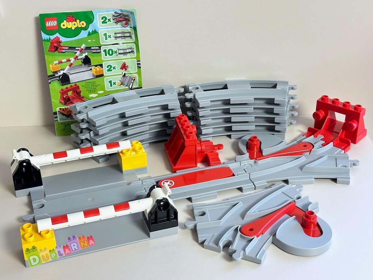 Lego Duplo 10882 - Koleje výhybky a přejezd pro vlak