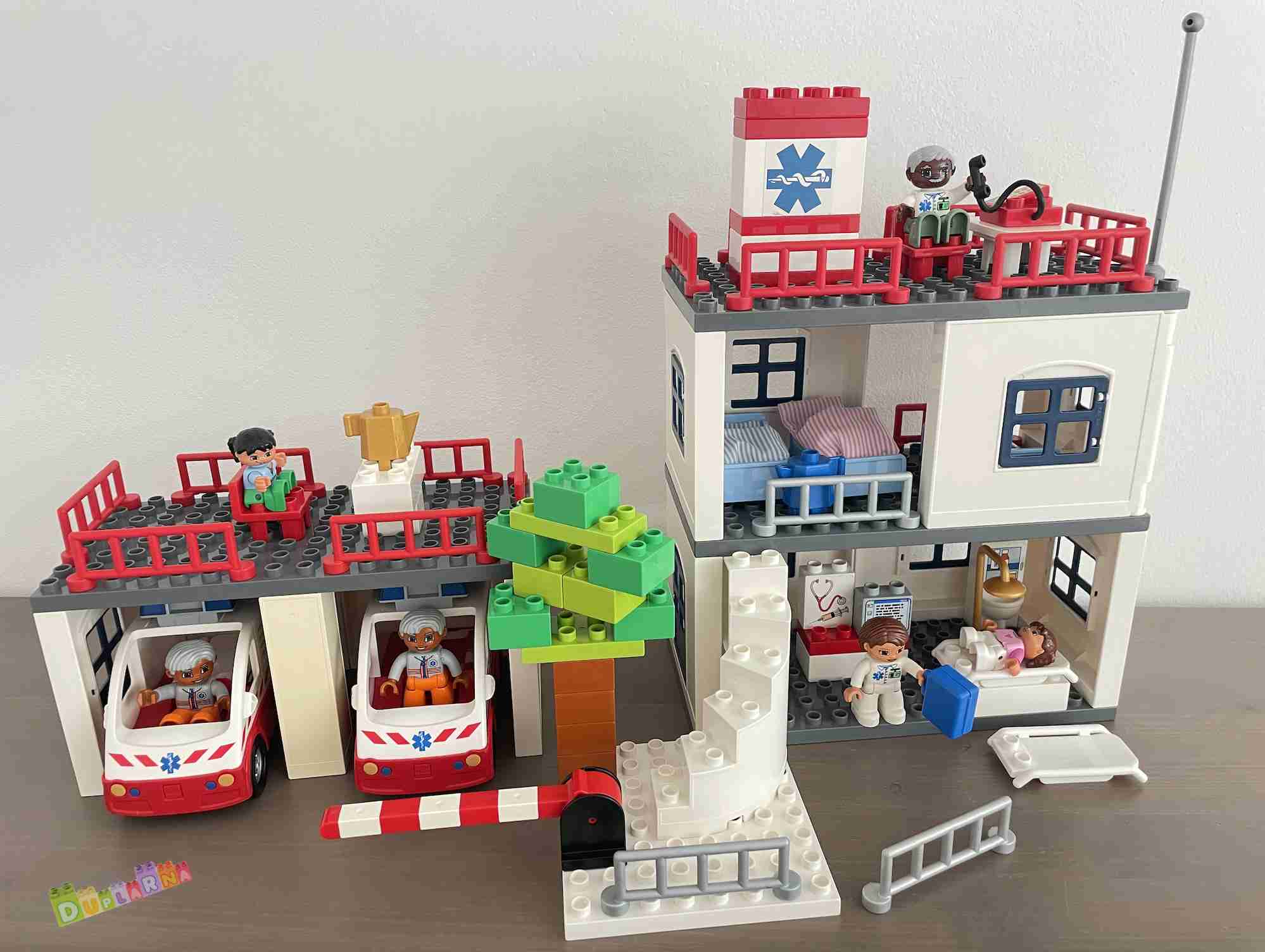 Lego Duplo 9226 - Velká městská nemocnice