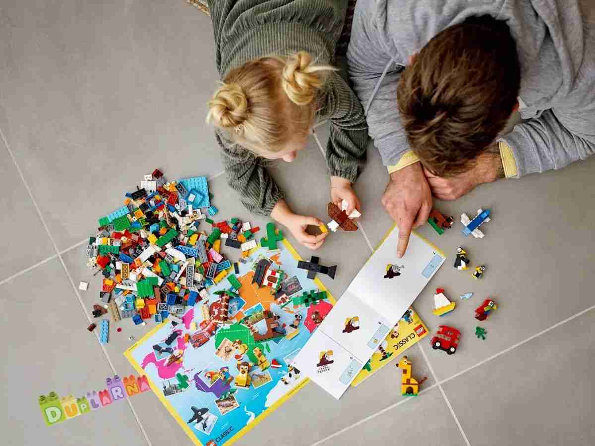 Lego Classic 11015 - Kreativní box / Cesta kolem světa