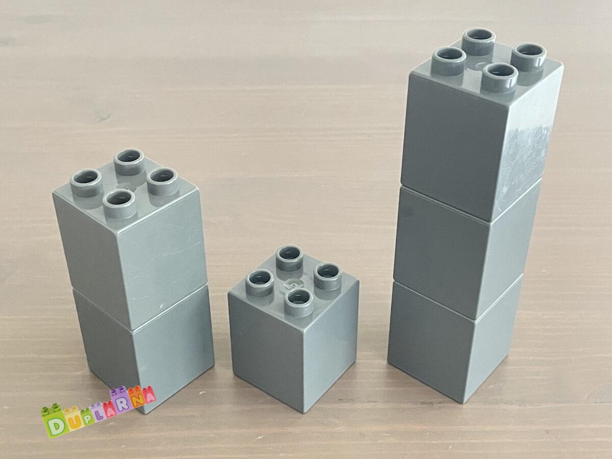 Lego Duplo - Kostka / kostky 2x2x2 šedá