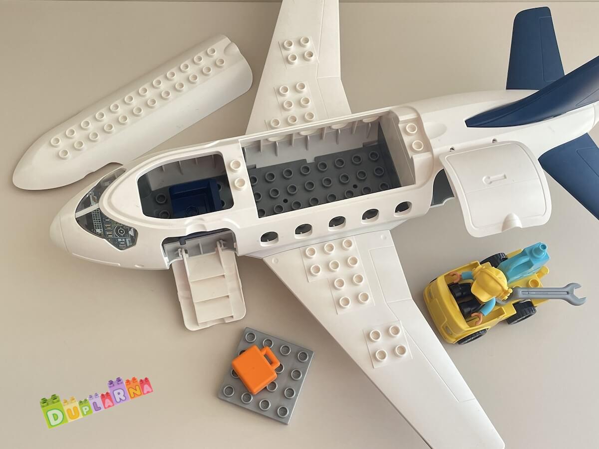 Lego Duplo - Velké nákladní letadlo CARGO / letiště