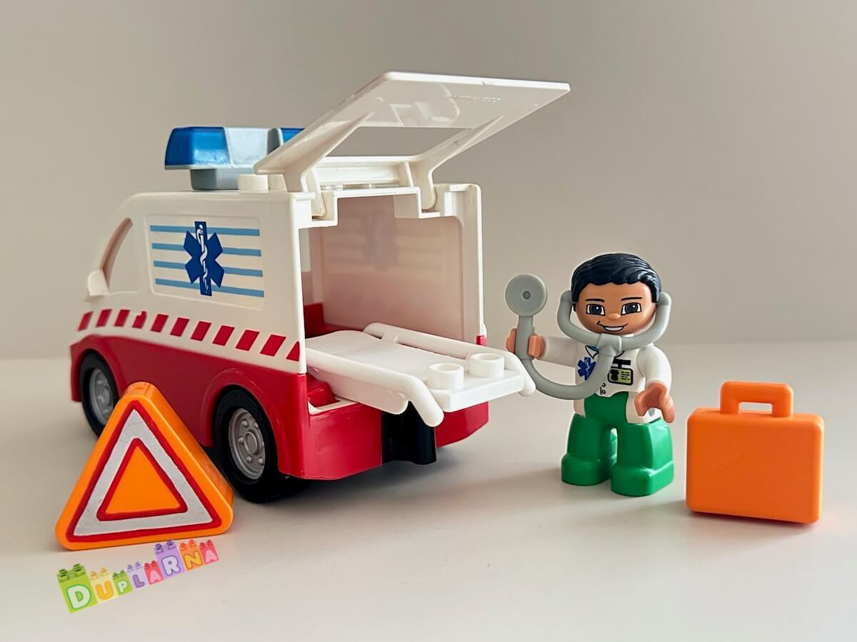 Lego Duplo 4979 - Sanitka / Ambulance s doktorem