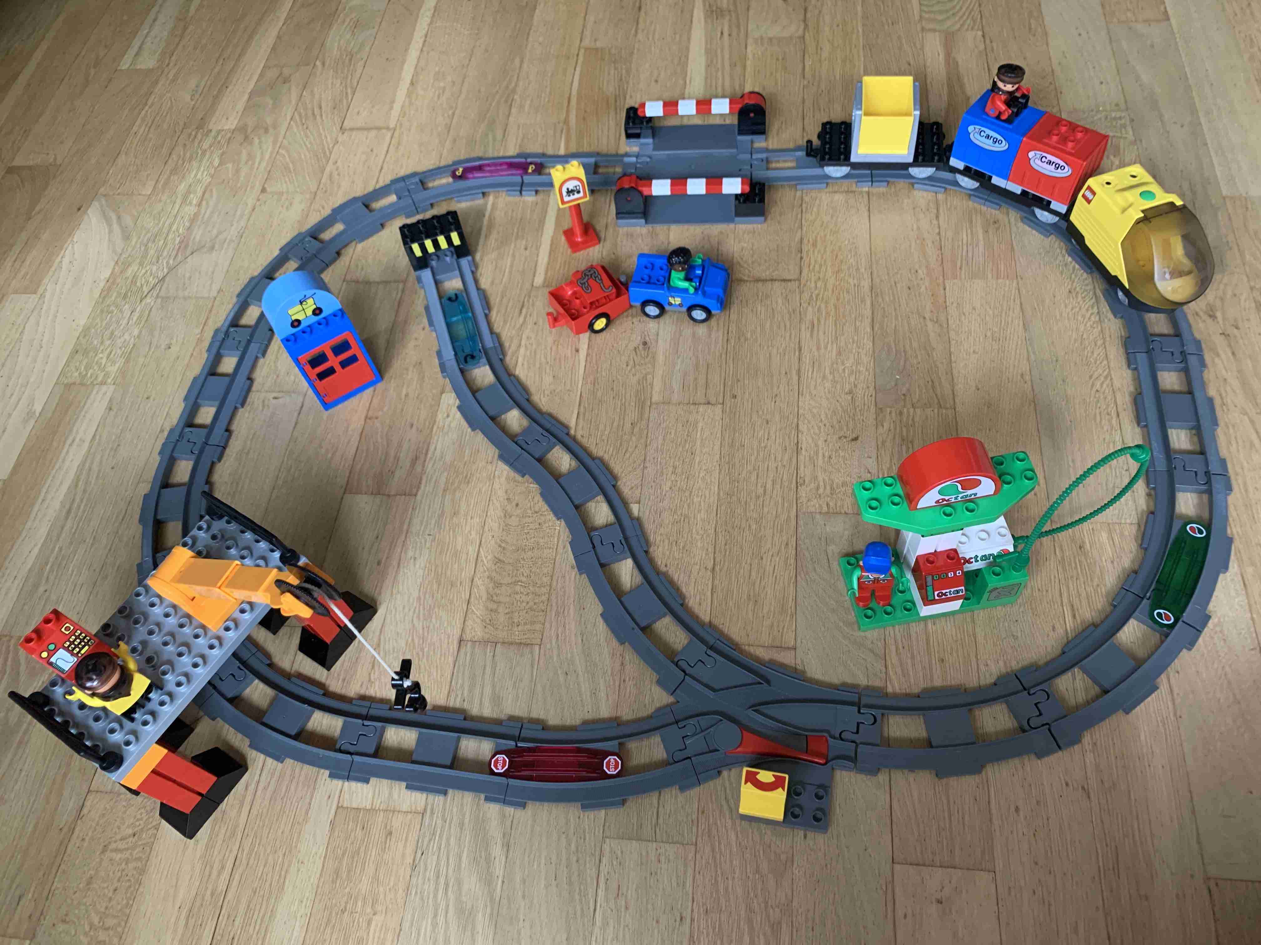 Lego Duplo Explore 3325 - Intelli VLAK