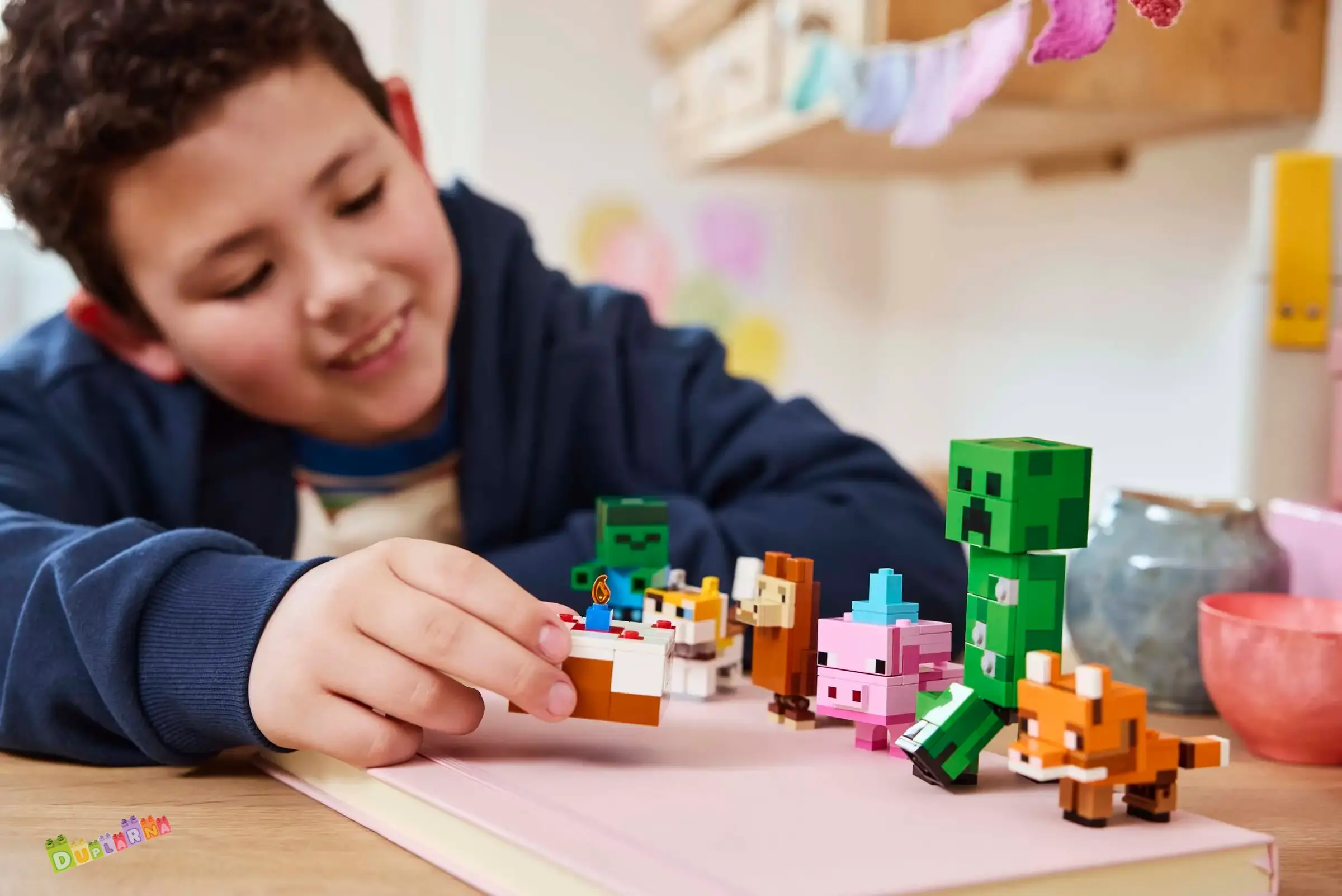 Lego Minecraft 21281 - Oslava narozenin Prasátka