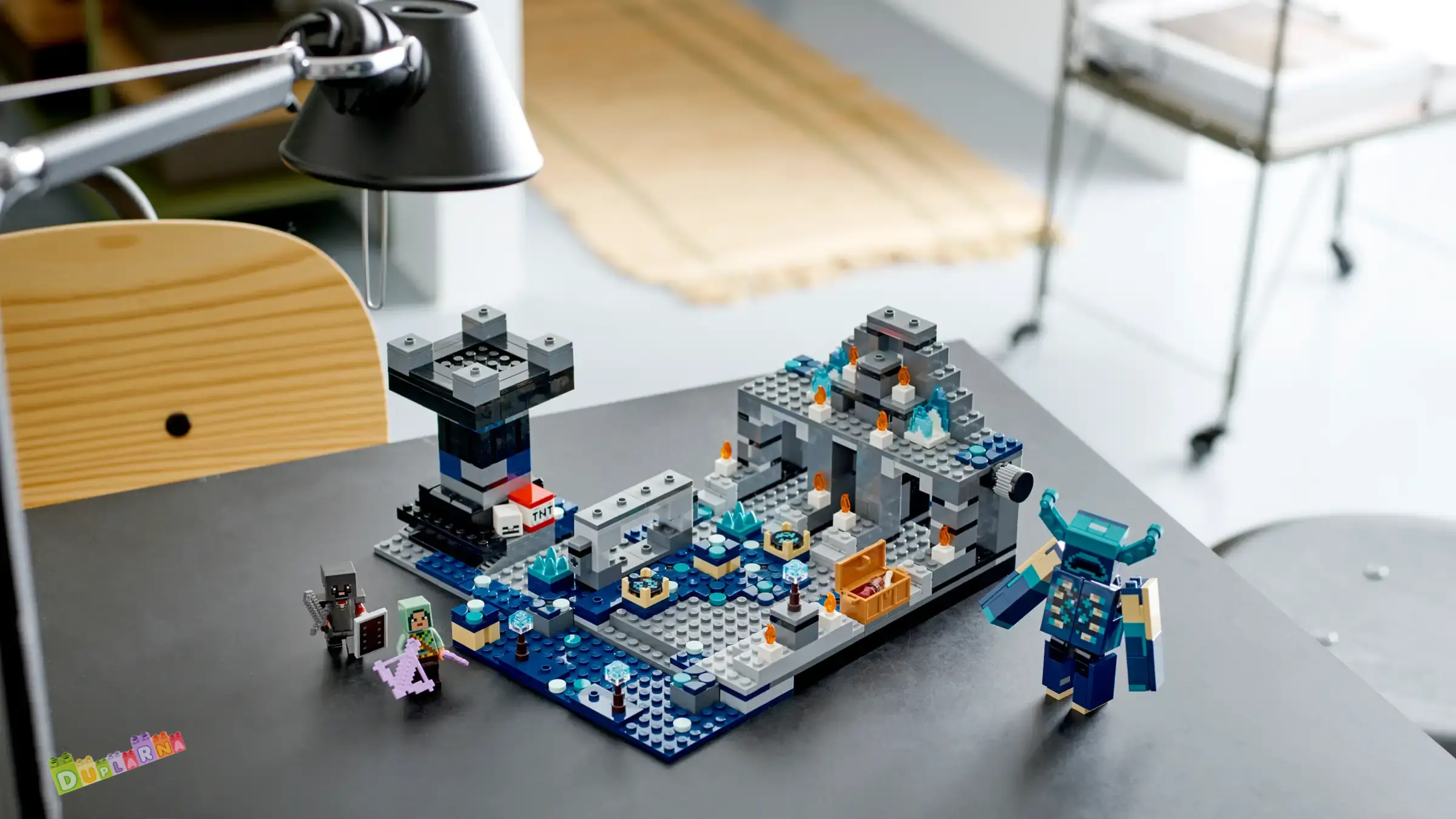Lego Minecraft 21246 - Bitva v Deep Darku