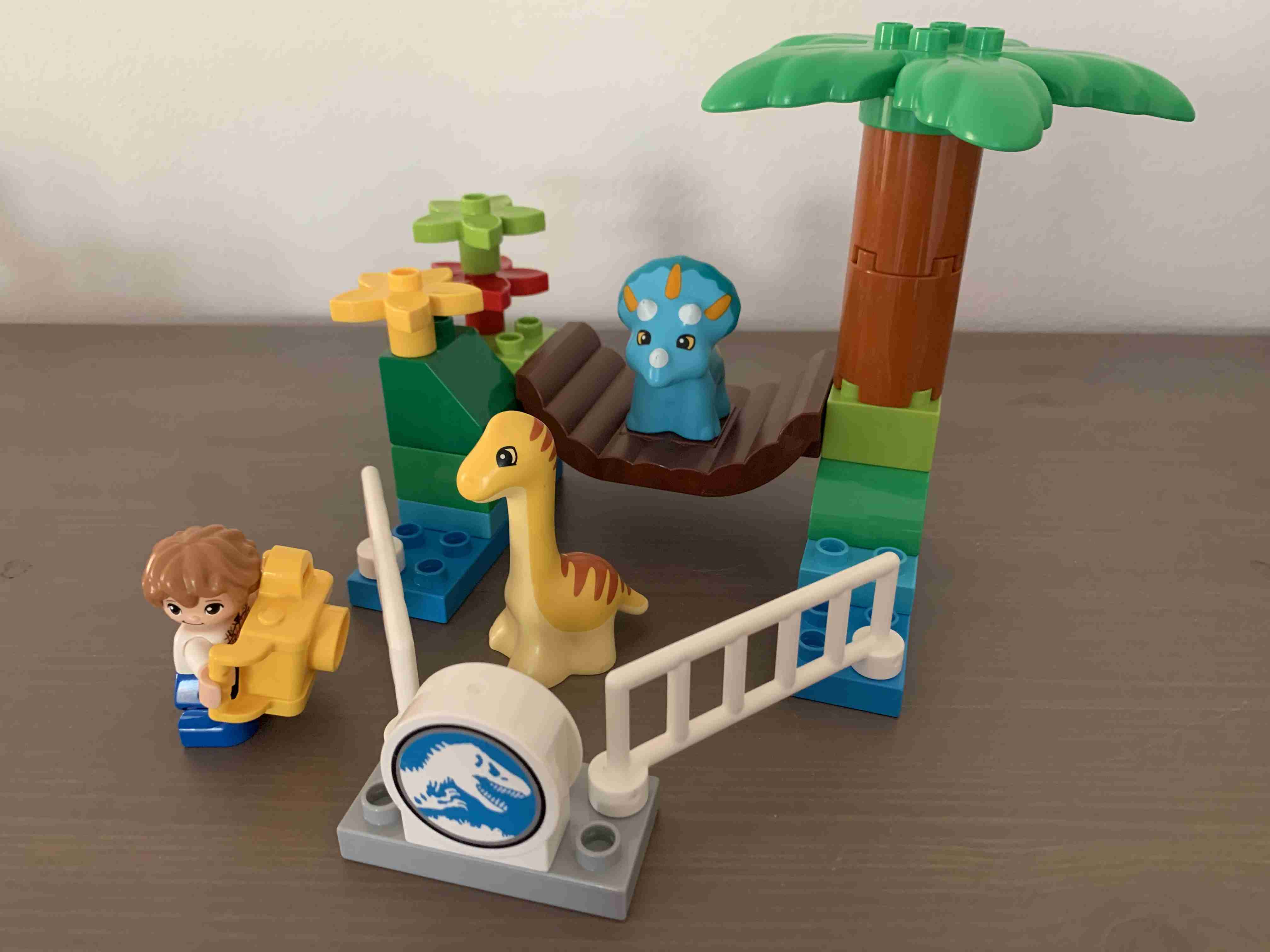Lego Duplo 10879 Jurský svět - Dinosauří ZOO - Gentle Giants Petting Zoo