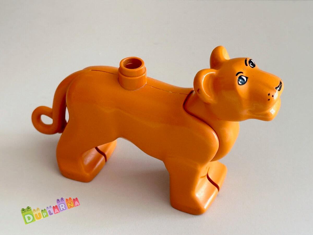 Lego Duplo Lev / Lvice s pohyblivou hlavou