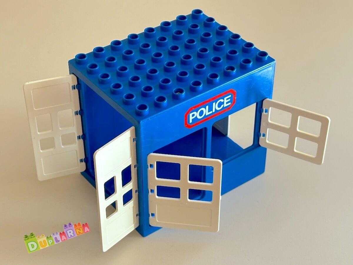 Lego Duplo domeček, policejní stanice
