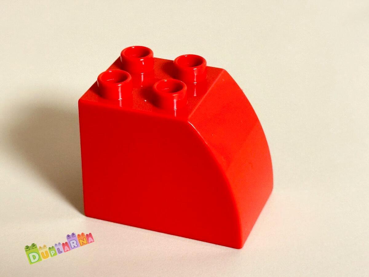 Lego Duplo Kostka 2x3x2 zkosená červená vysoká